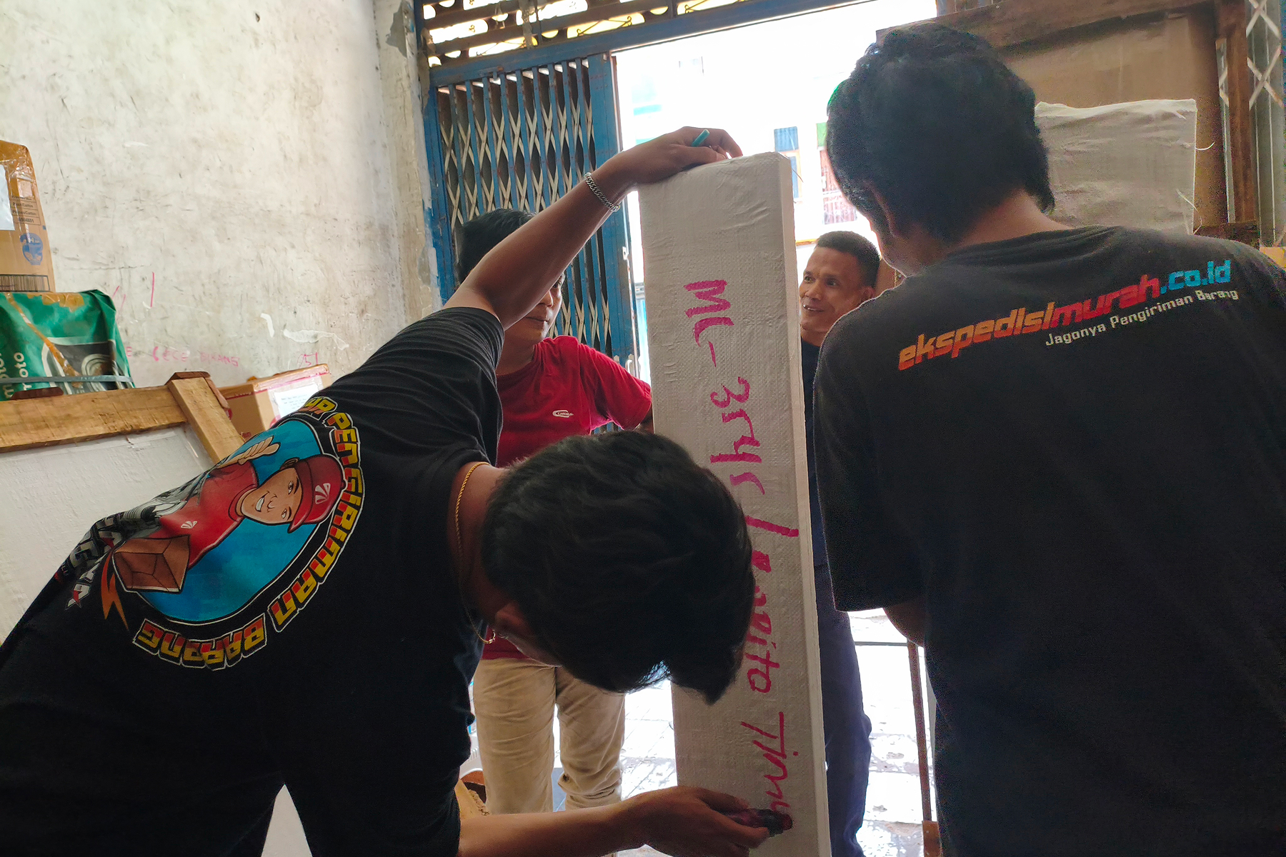 Jasa Pengiriman Barang Bandung Magetan