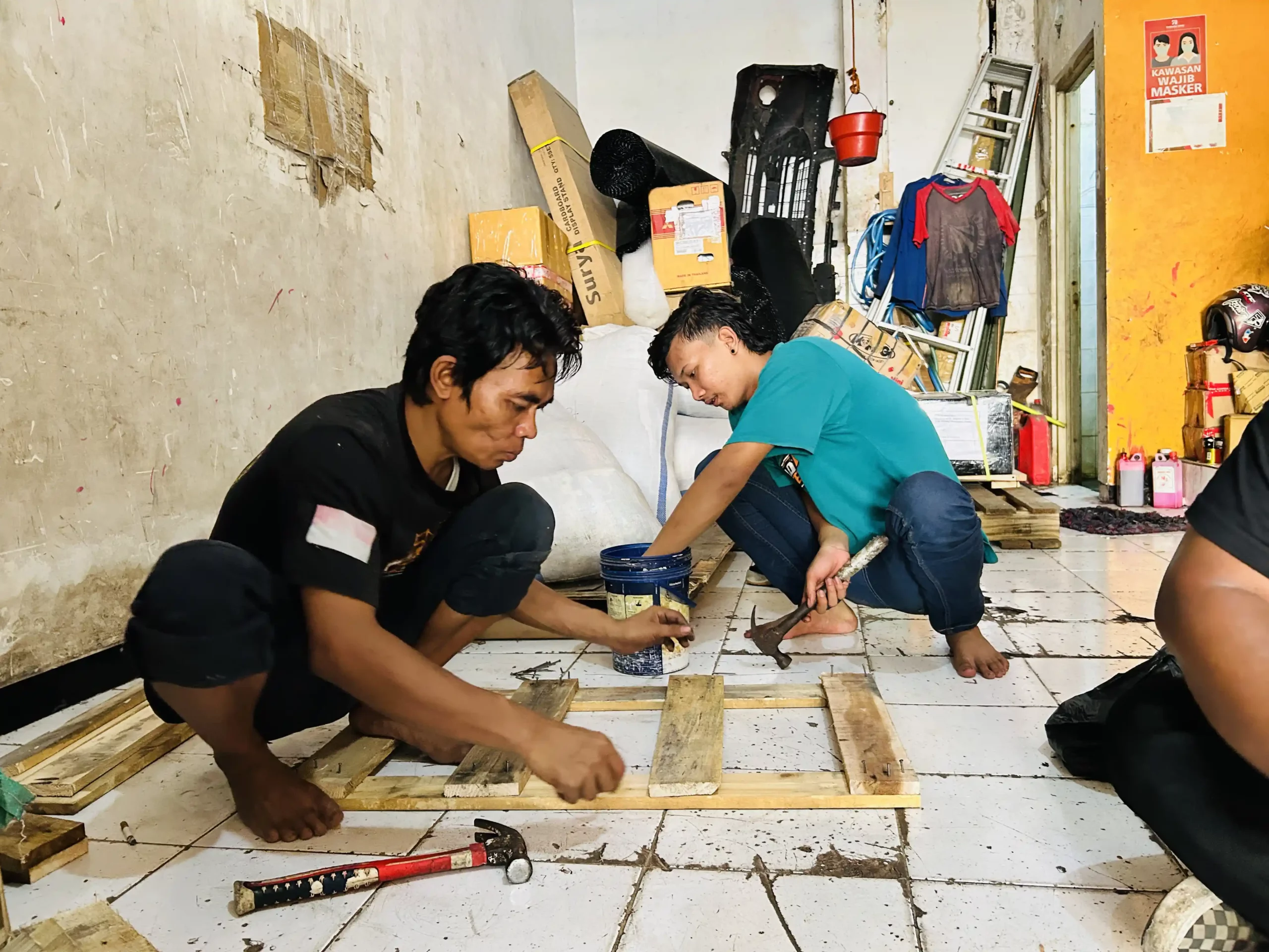 cargo bekasi kaimana pengiriman barang skala besar