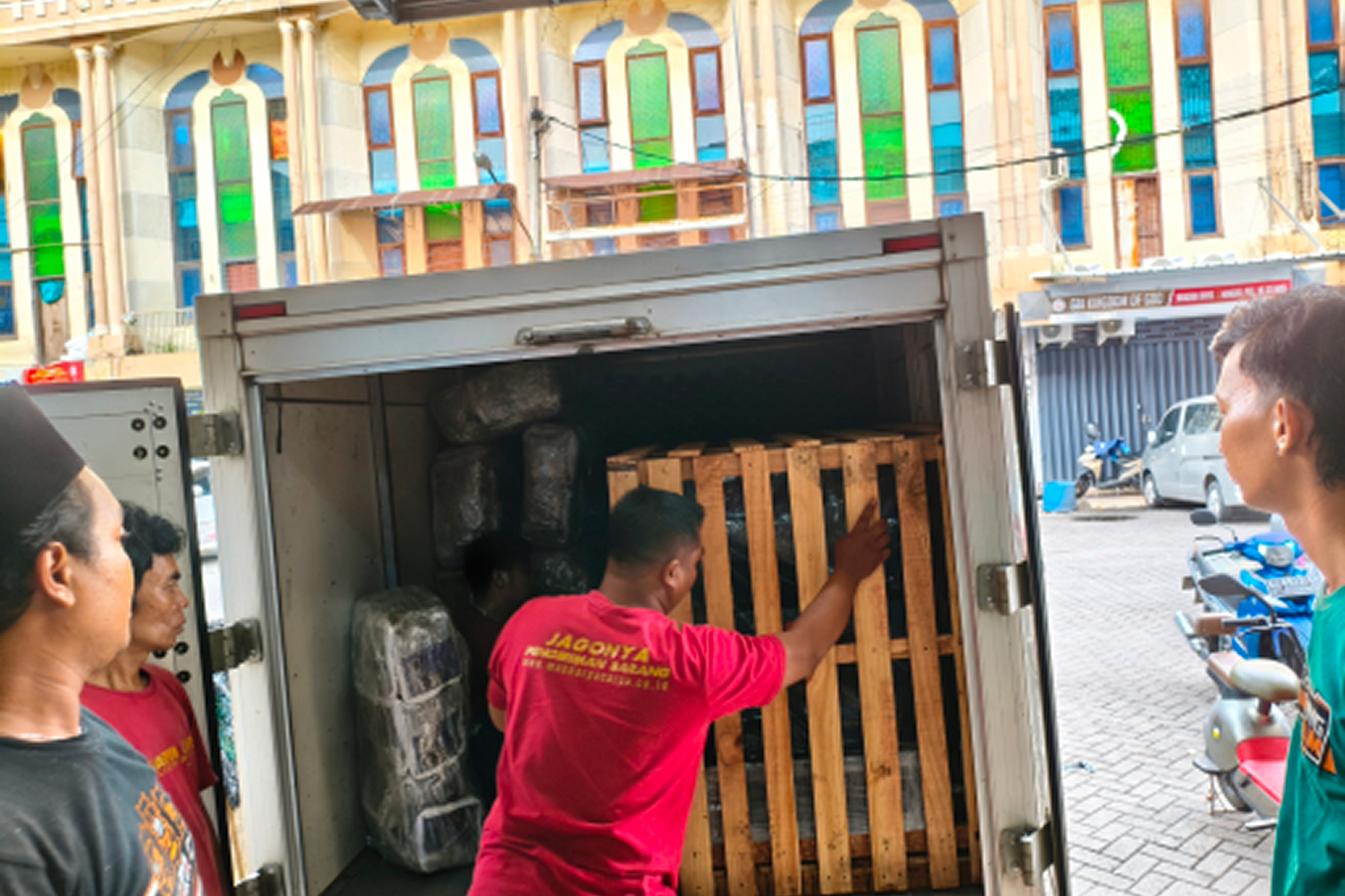 Jasa Pengiriman Barang Bandung Kuburaya 