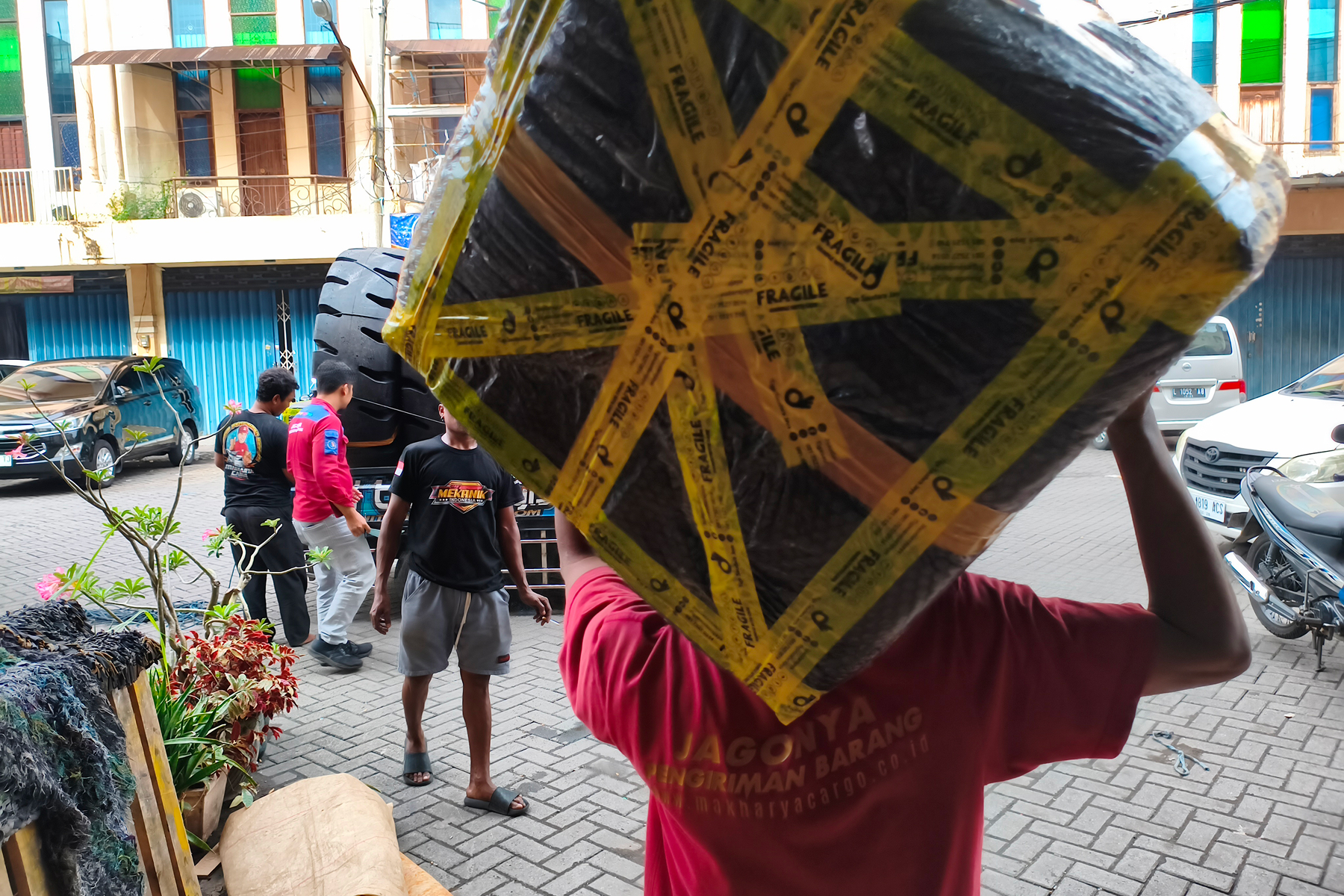 Jasa Pengiriman Barang Bandung Madiun