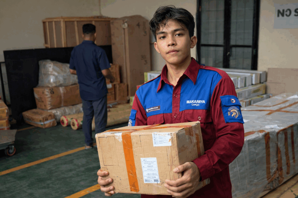 pengiriman barang dari ekspedisi semarang pontianak via kapal