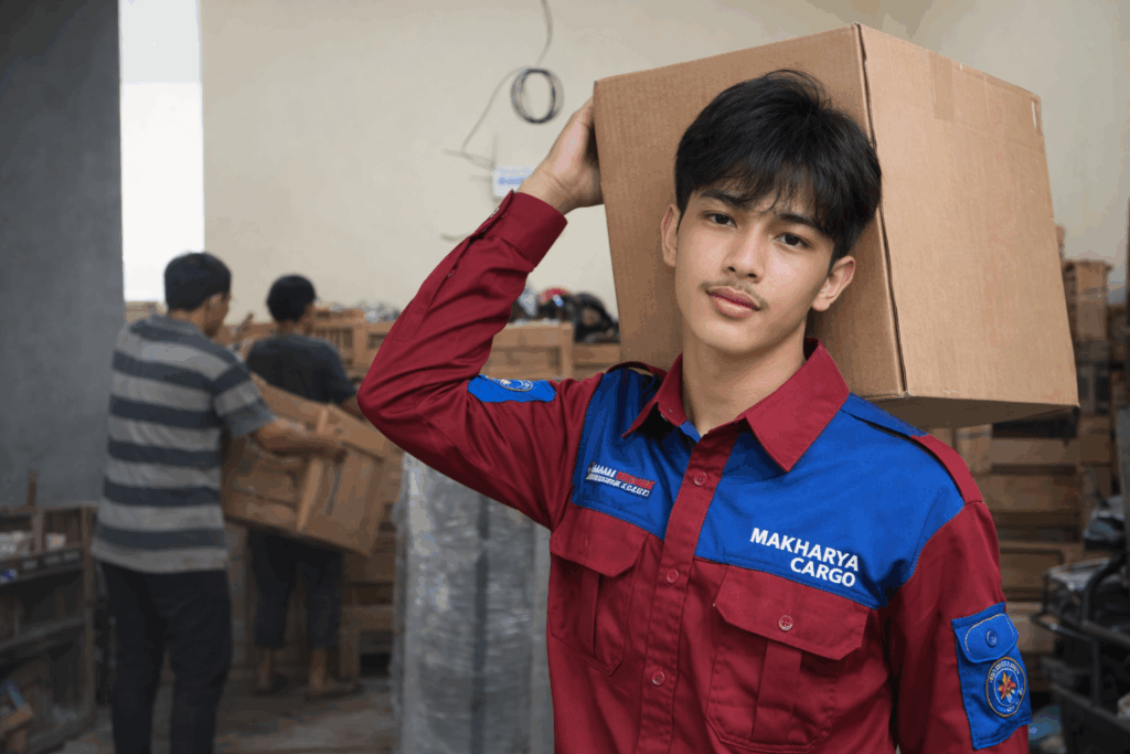 proses pengiriman barang dari ekspedisi semarang tanjung pura bersama makharya cargo