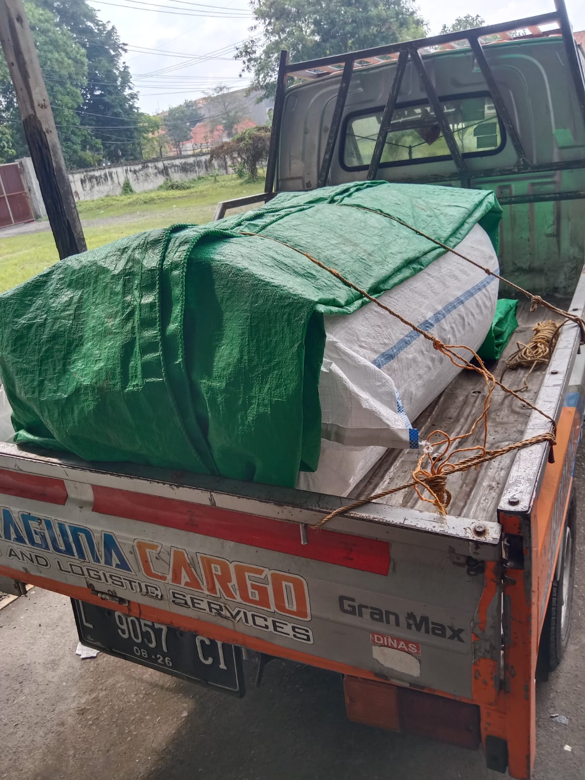 jasa pengiriman barang besar Surabaya Makassar