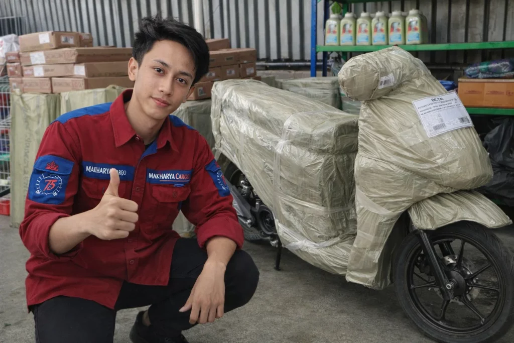 Kirim motor surabaya makassar