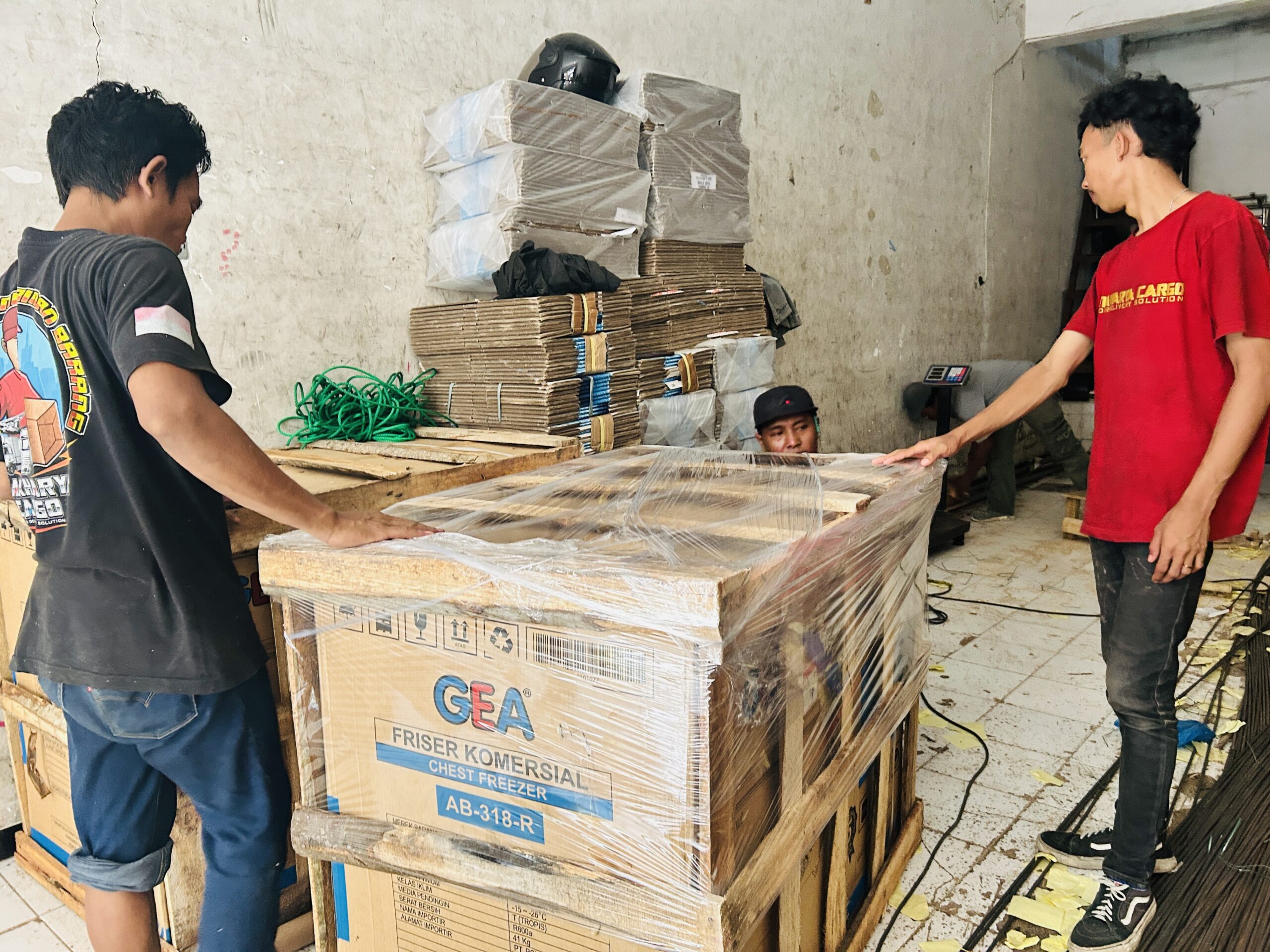 cargo Surabaya Bangkalan untuk pengiriman barang besar dan berat