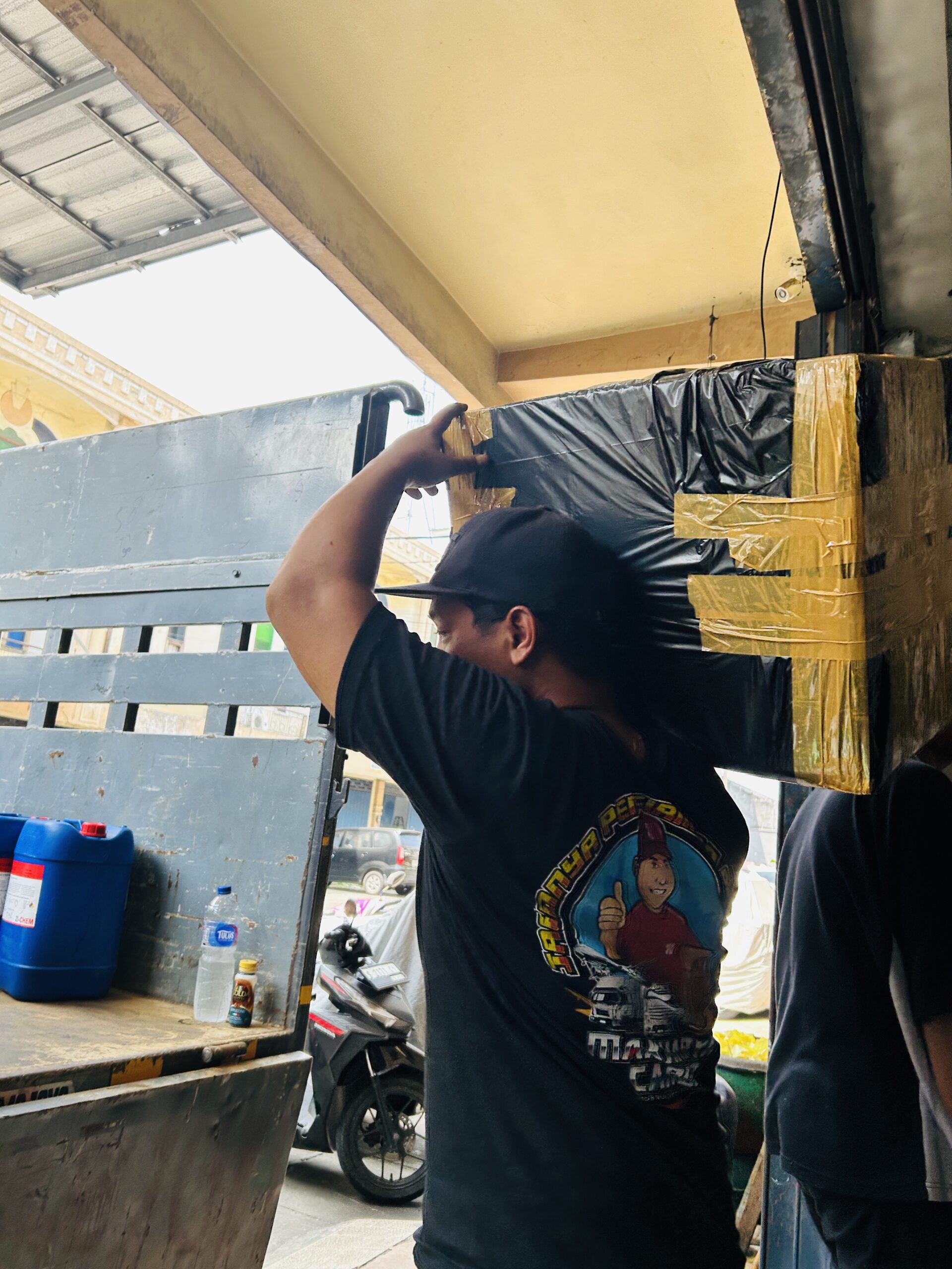 Cargo Surabaya Bitung Terbaik