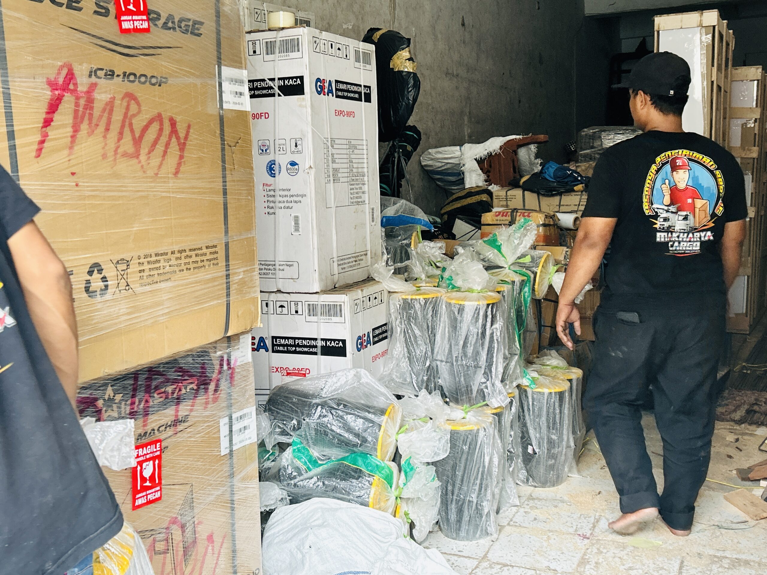 jasa cargo Surabaya Kendari kirim mesin besar