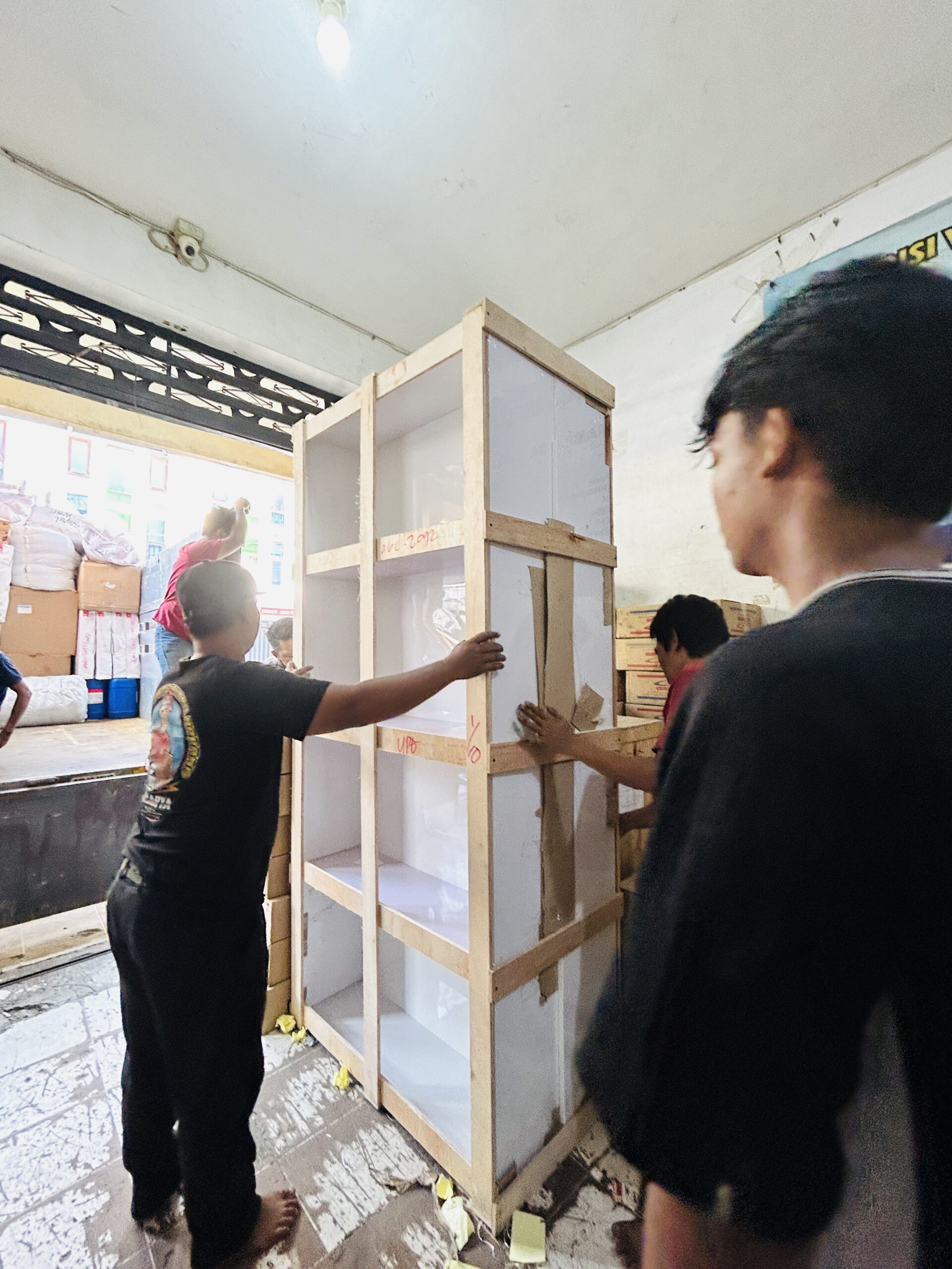 tarif cargo laut surabaya ke palu