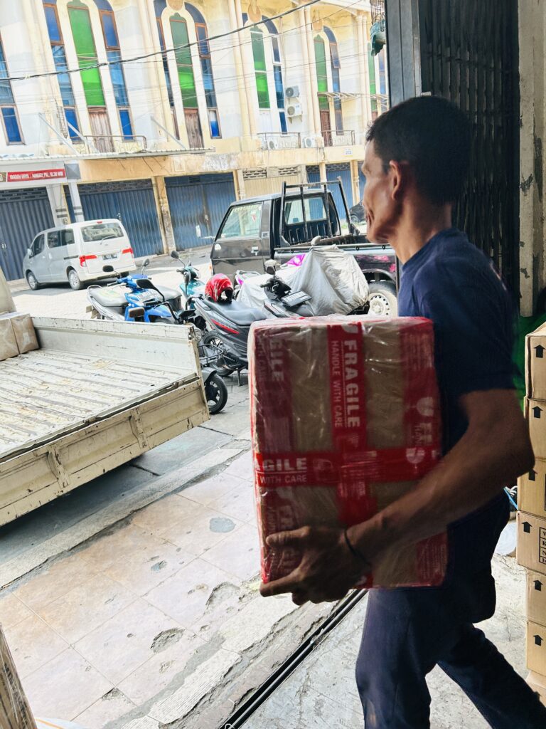 Cara Kirim Barang Besar ke Luar Pulau