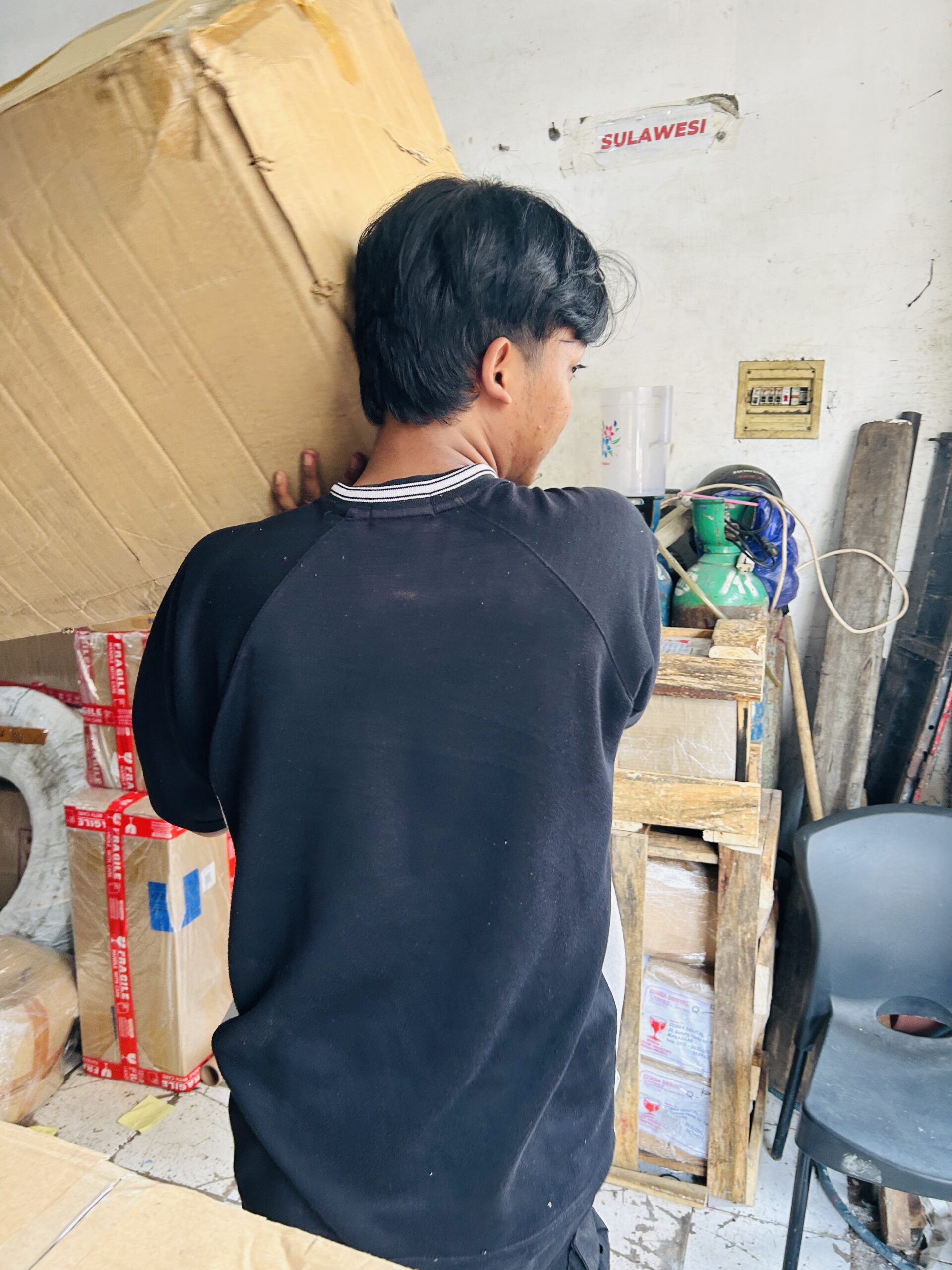 pengiriman barang jarak jauh