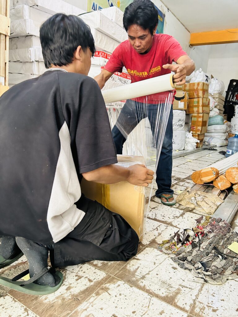 Ekspedisi Surabaya Kendari bergaransi dengan layanan pengiriman barang aman dan cepat antar pulau