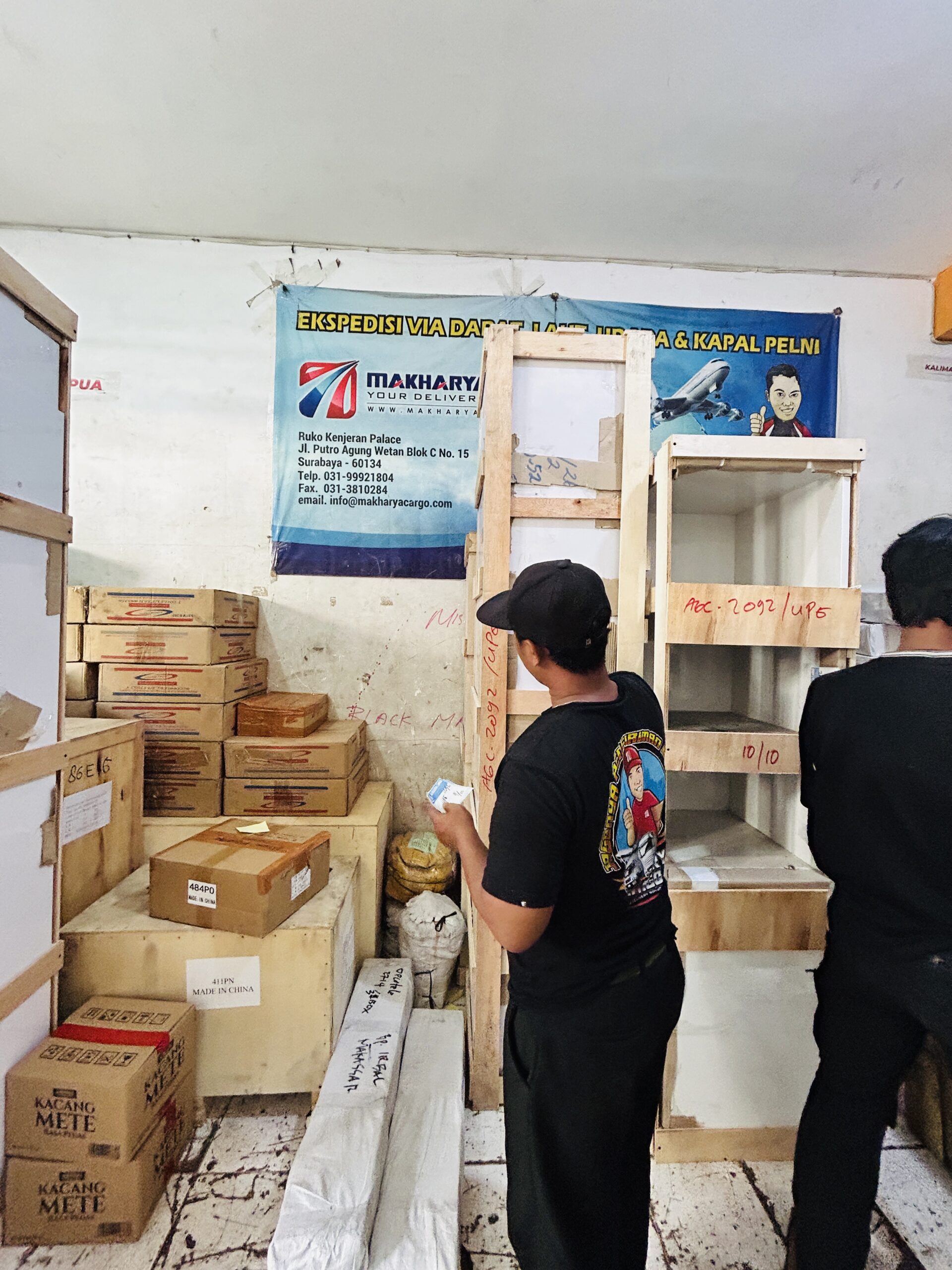 pengiriman barang via kapal ke palu