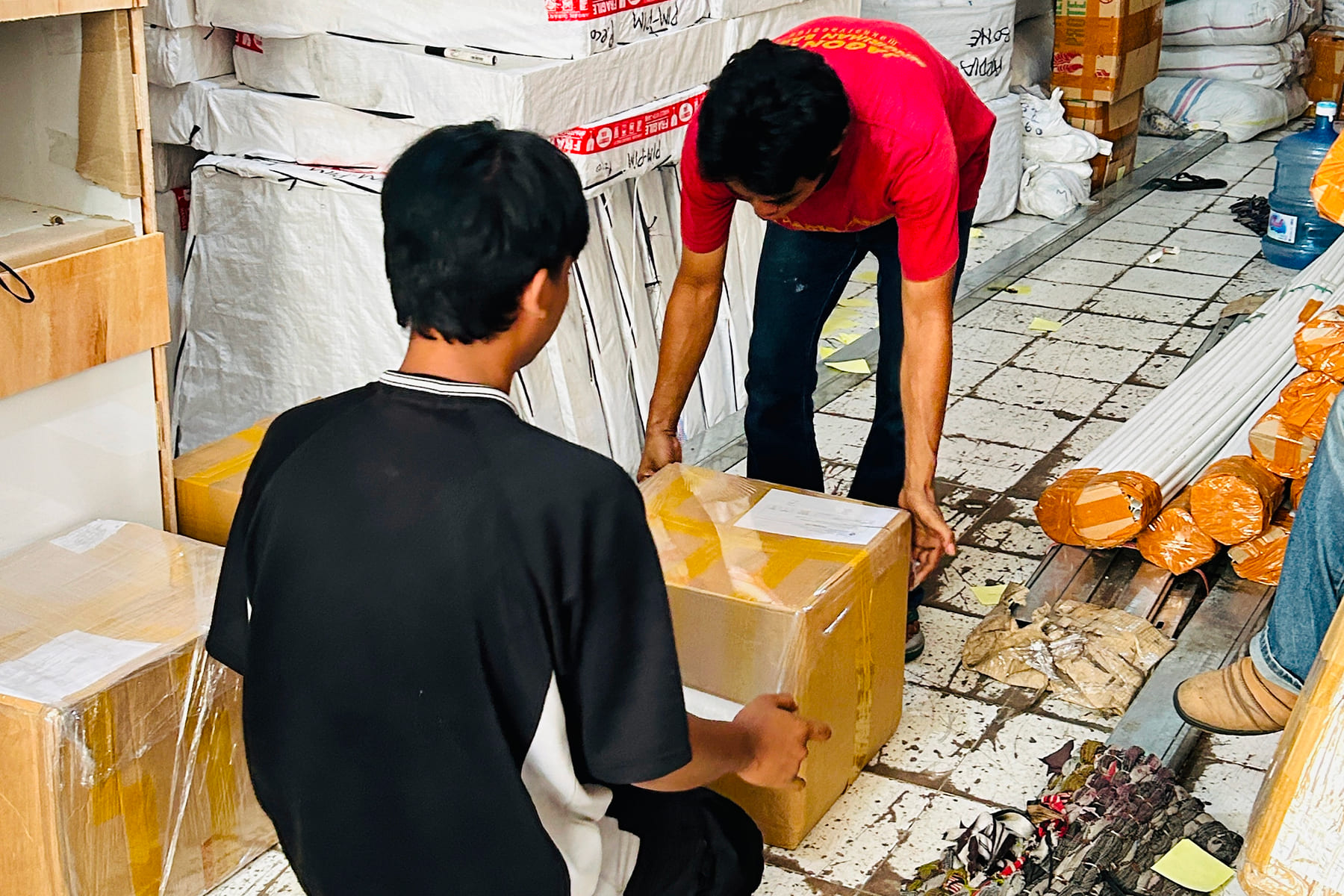 pengiriman barang retail menggunakan jasa ekspedisi cargo murah