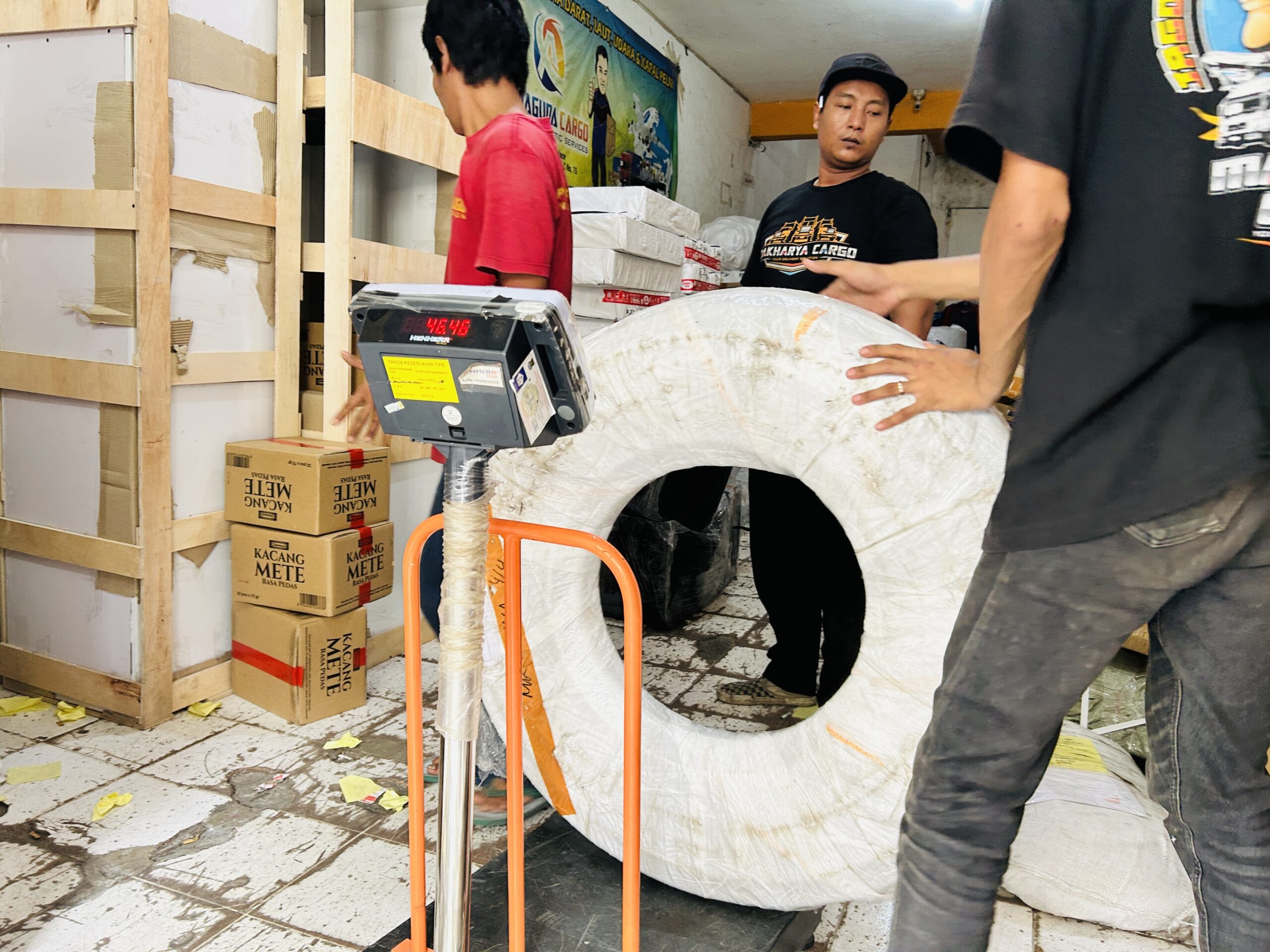 Ongkir Surabaya Palu untuk pengiriman besar