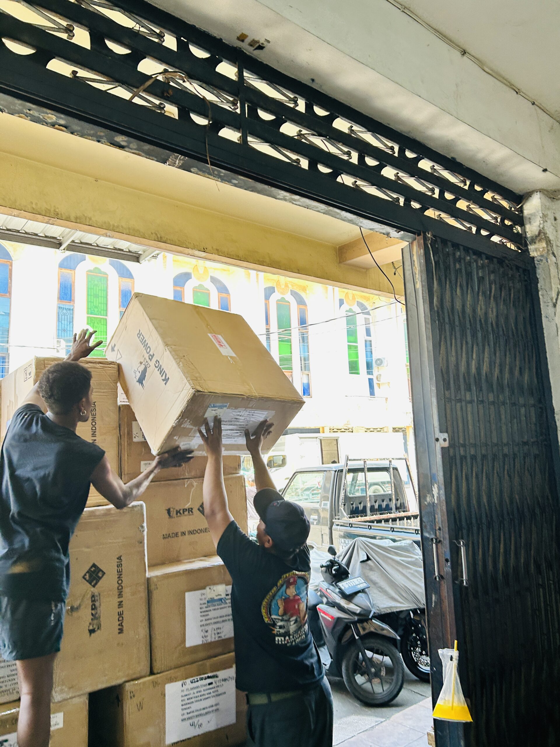 Ekspedisi Surabaya Palu untuk UMKM