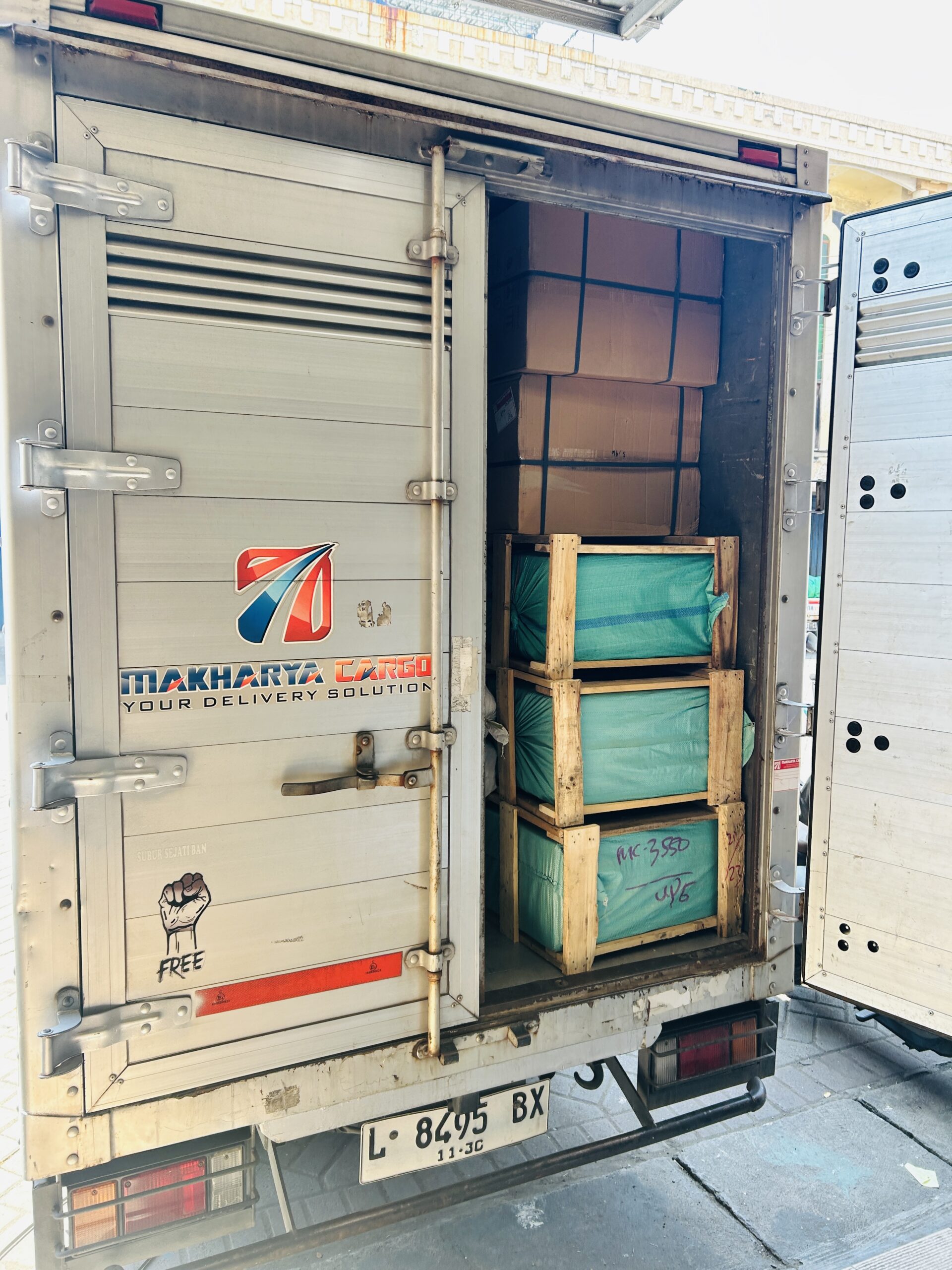 cargo dengan harga terjangkau 