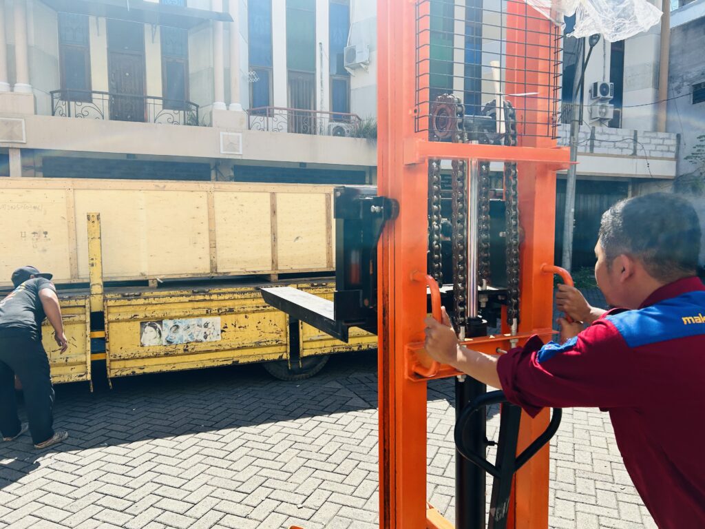 Tips kirim barang murah ke Manado