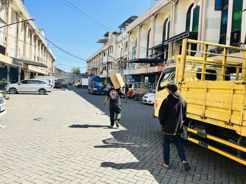 Tips memilih ekspedisi Surabaya Manado terbaik