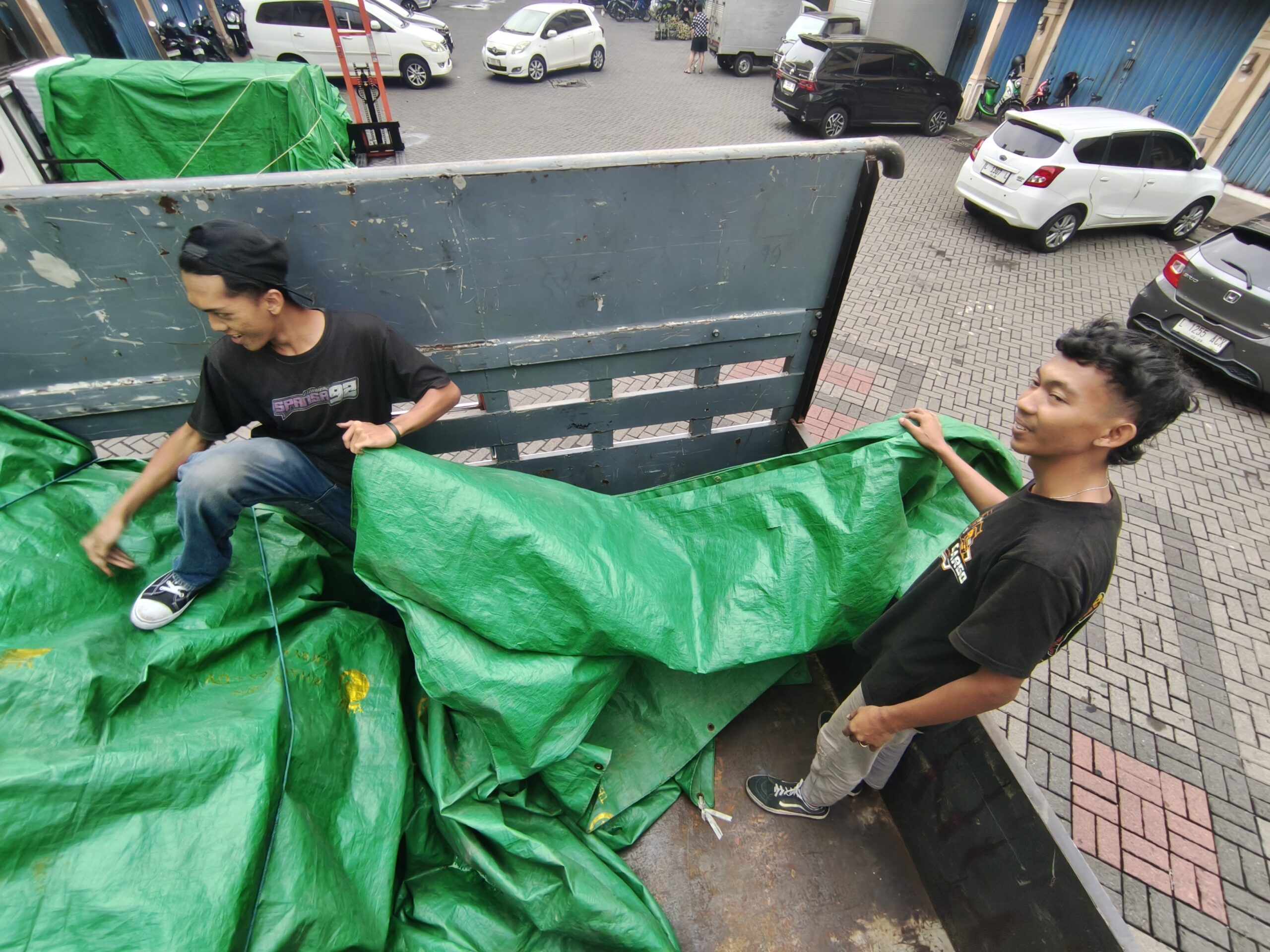 estimasi cargo laut ke bitung