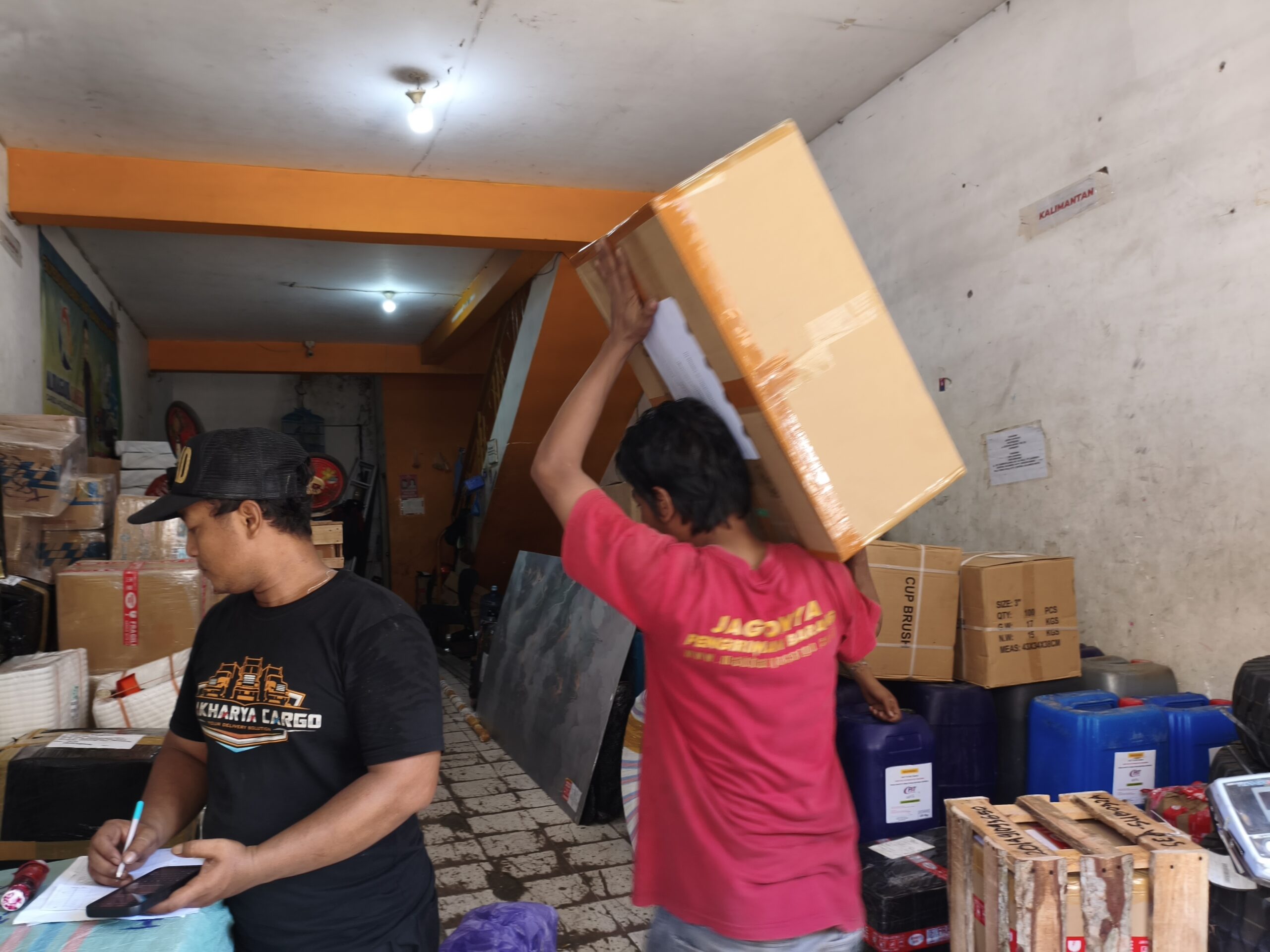 Cargo untuk Supplier ke Bitung