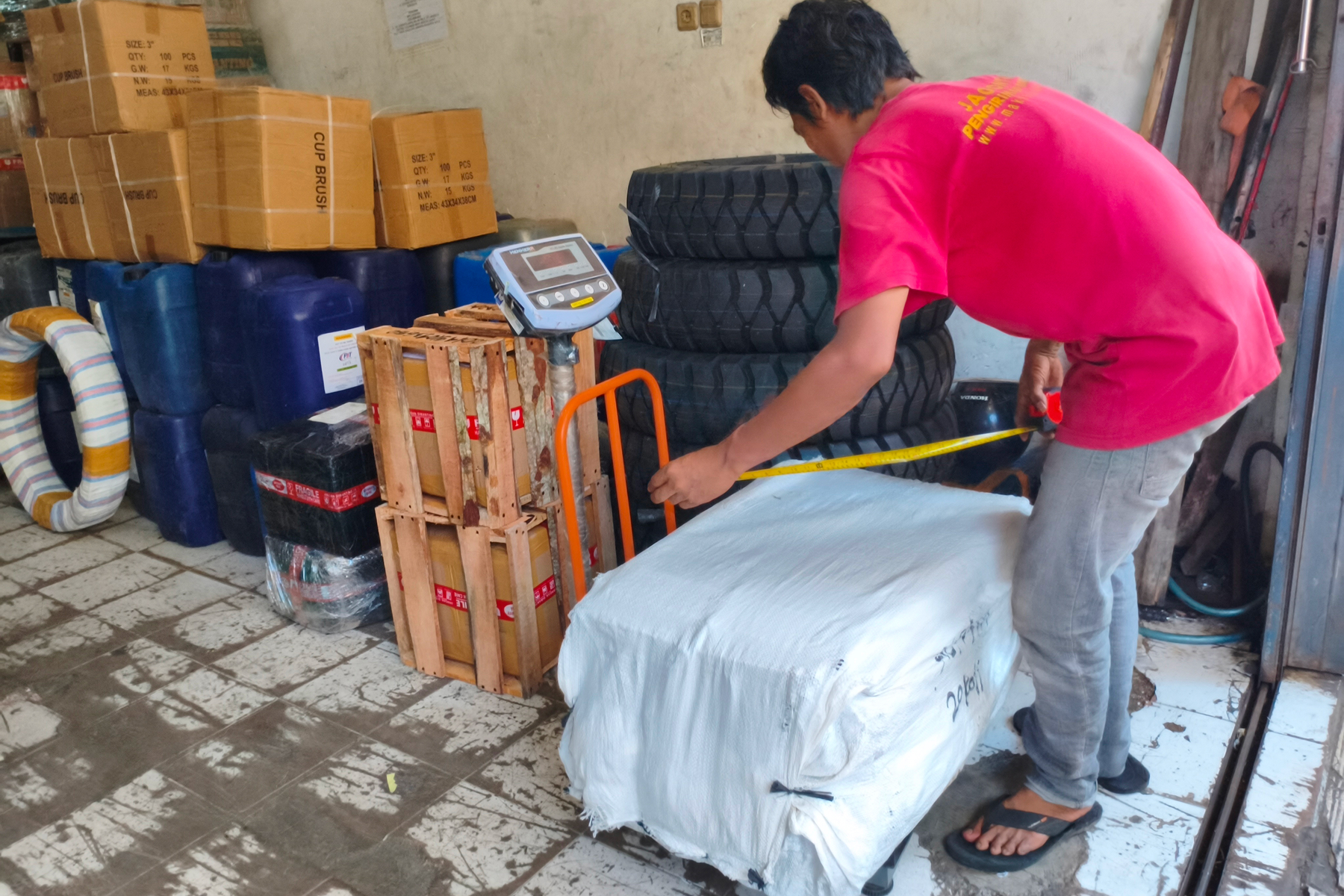 ekspedisi profesional