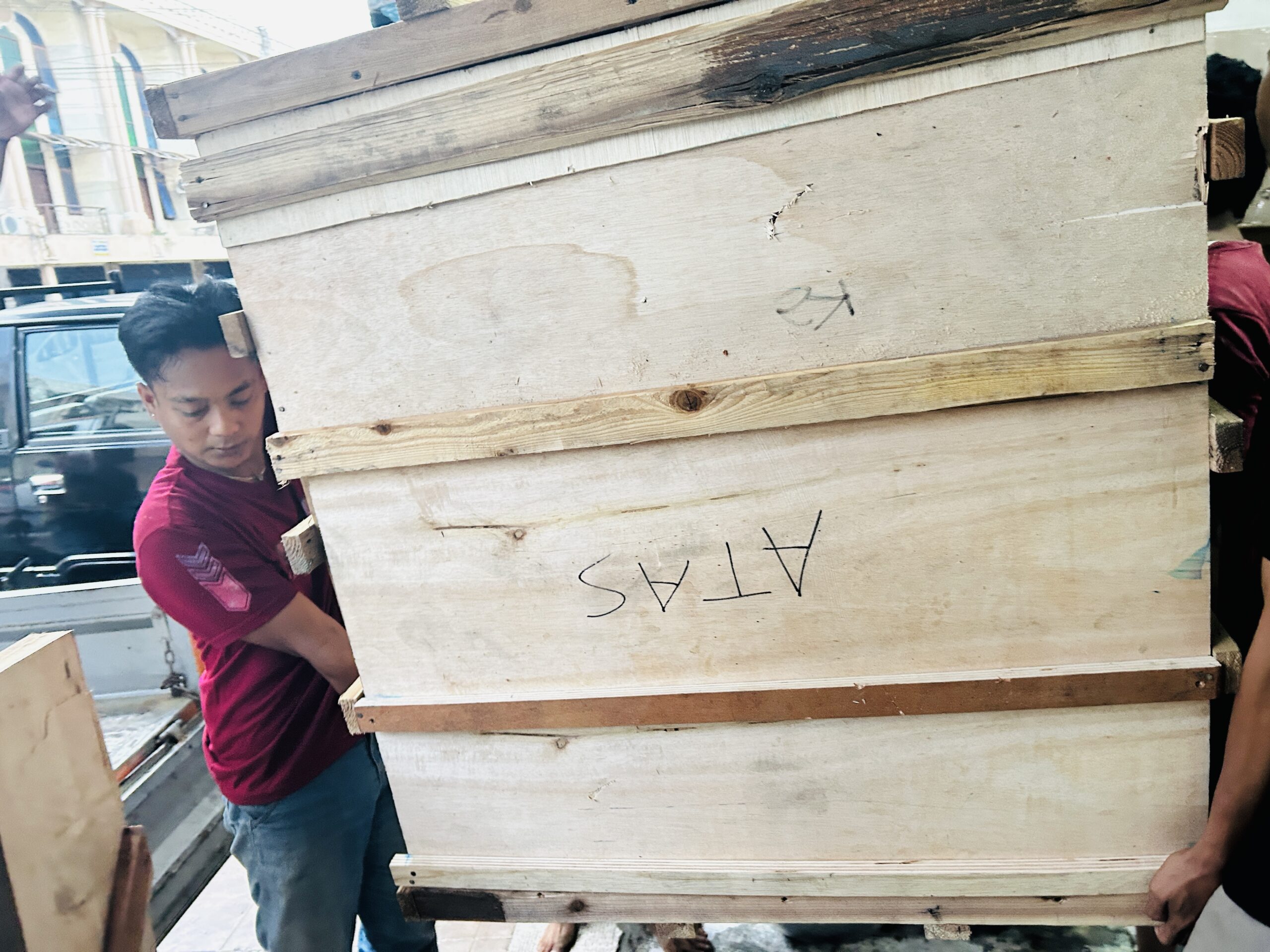 kirim furniture ke Gorontalo