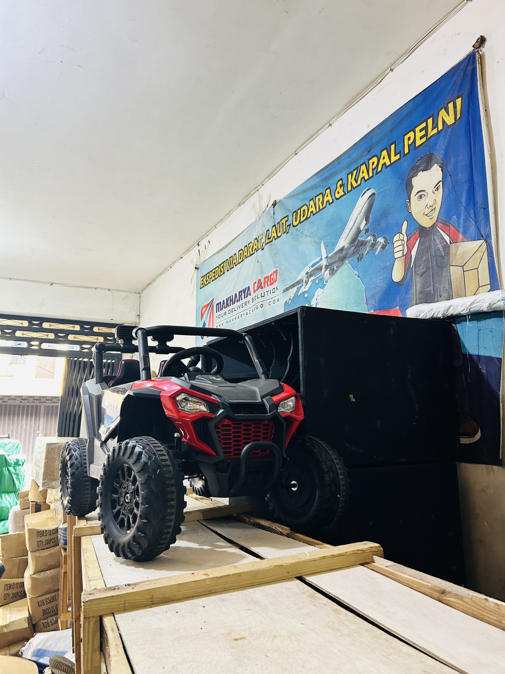 Biaya kirim alat berat Surabaya Manado