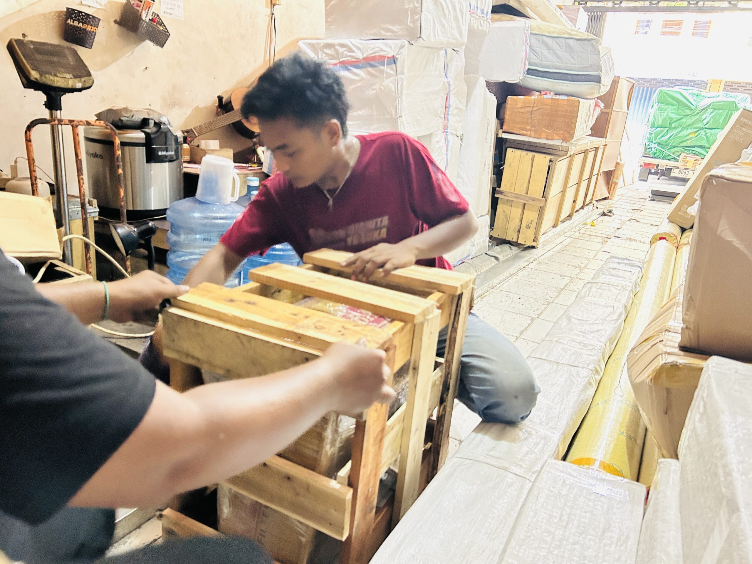 packing barang tujuan surabaya manado