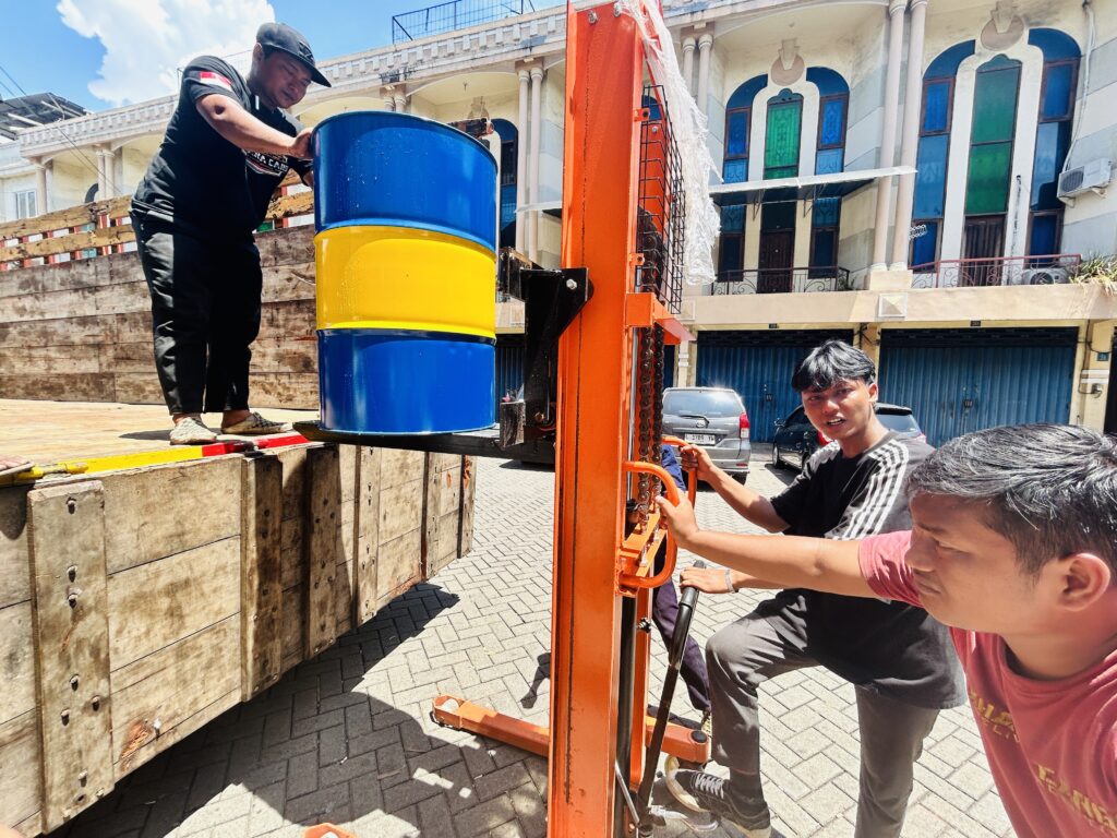 pengiriman barang tujuan surabaya manado