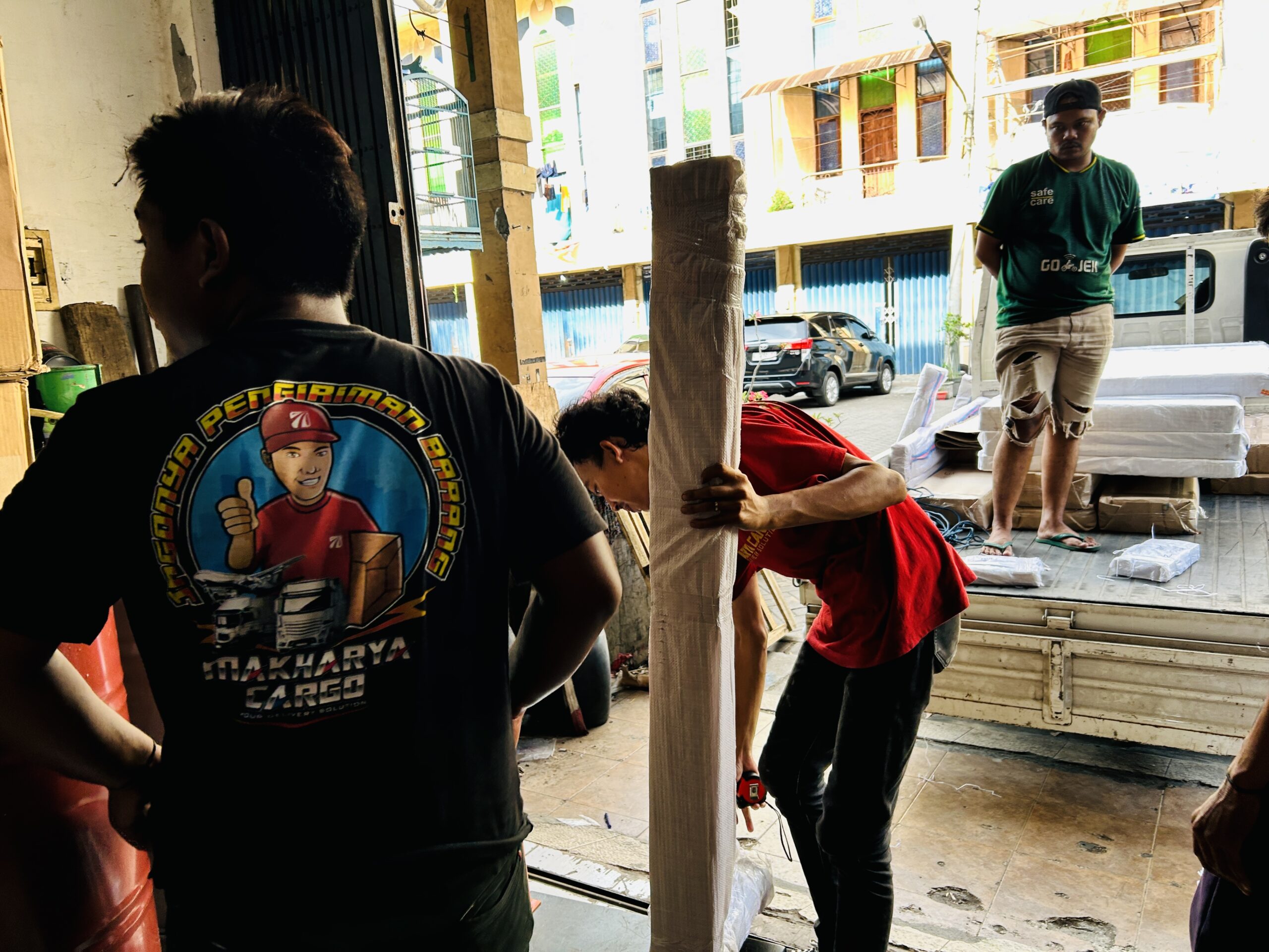 Kenapa pengiriman ke Palu bisa lama