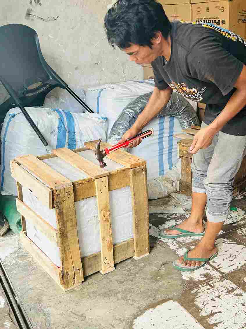 packing barang