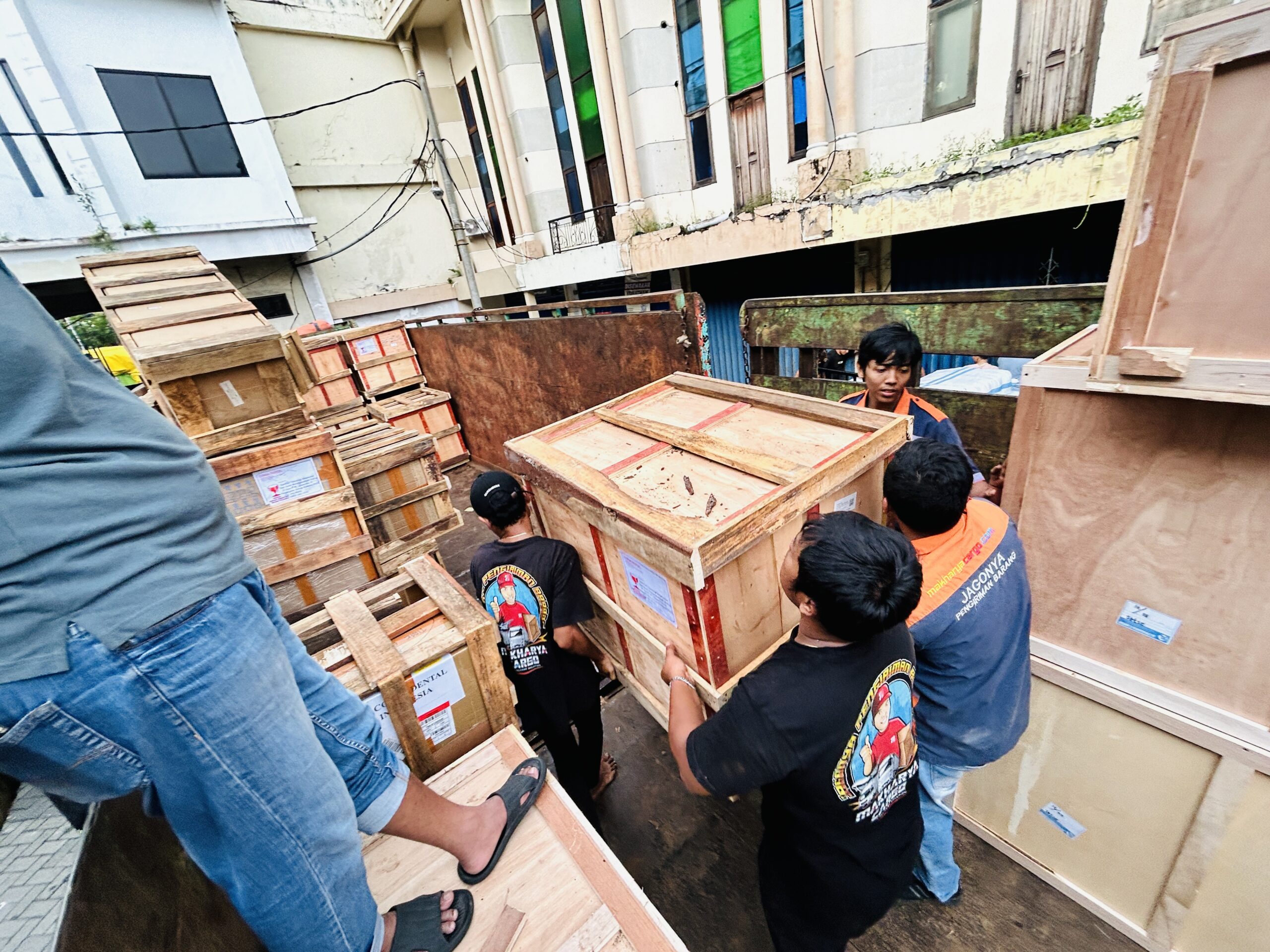 Berapa Ongkir Surabaya Kendari per Kg