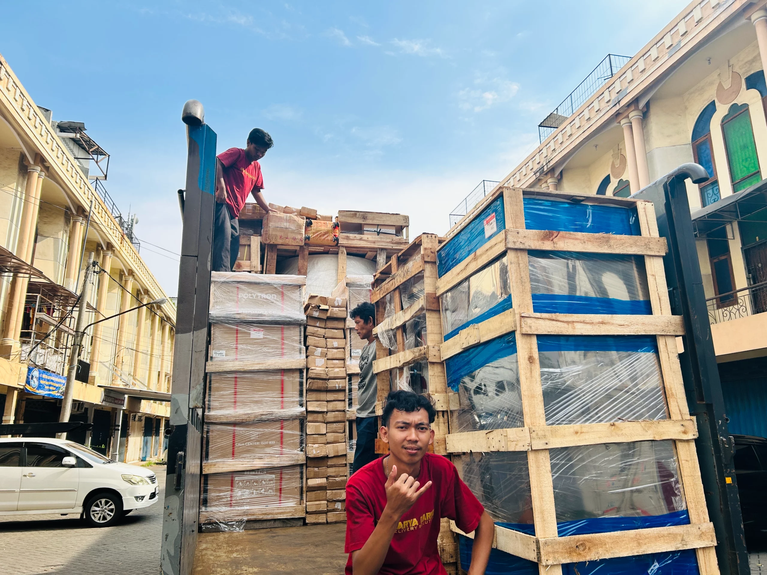 jasa kirim murah surabaya minahasa