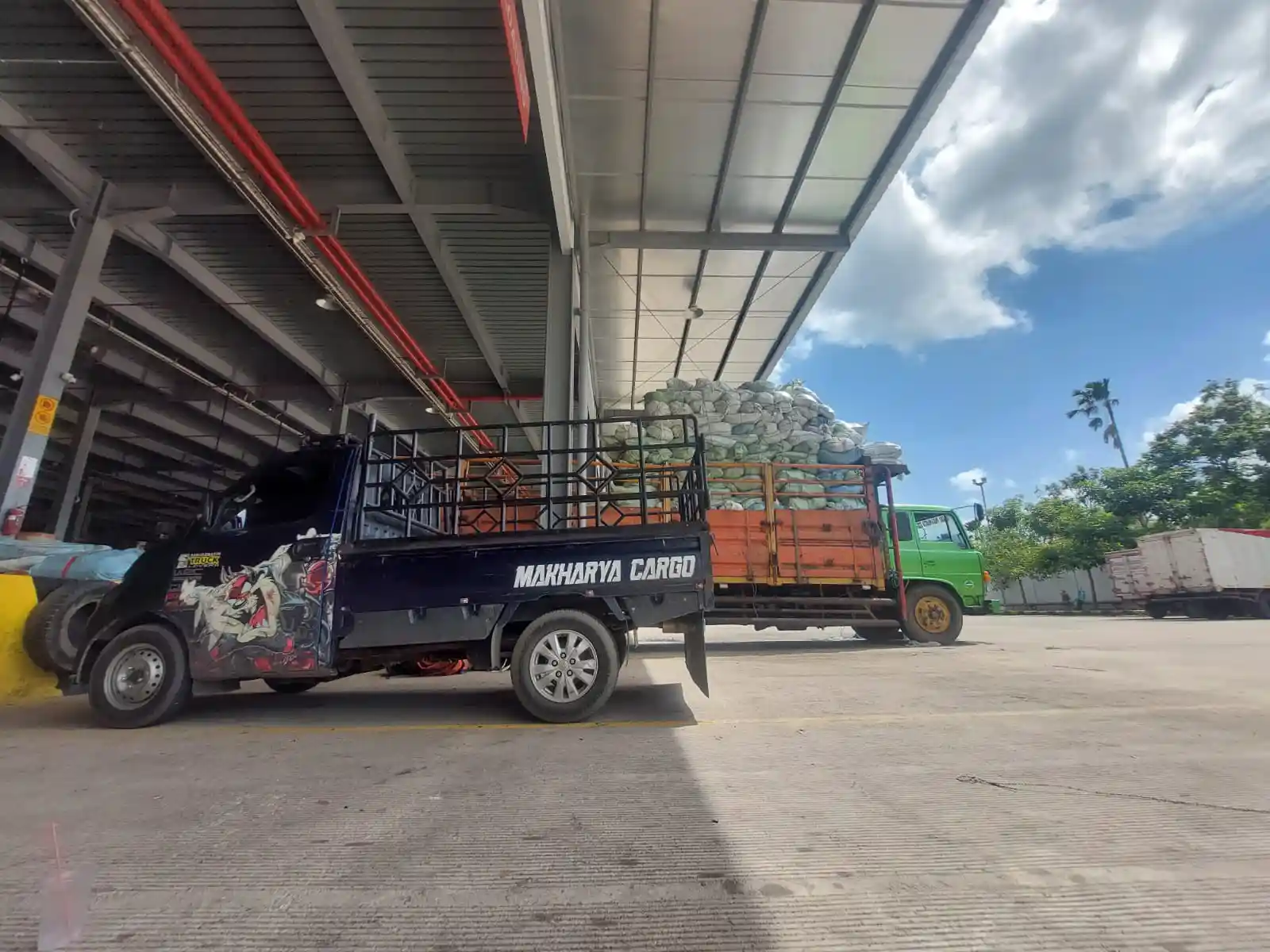 Ekspedisi Surabaya Bitung Murah