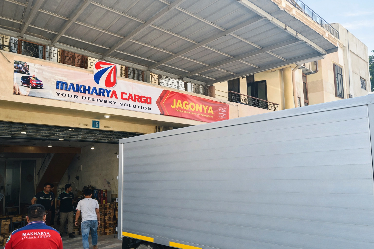 biaya kirim ke tomohon dari surabaya menggunakan cargo murah