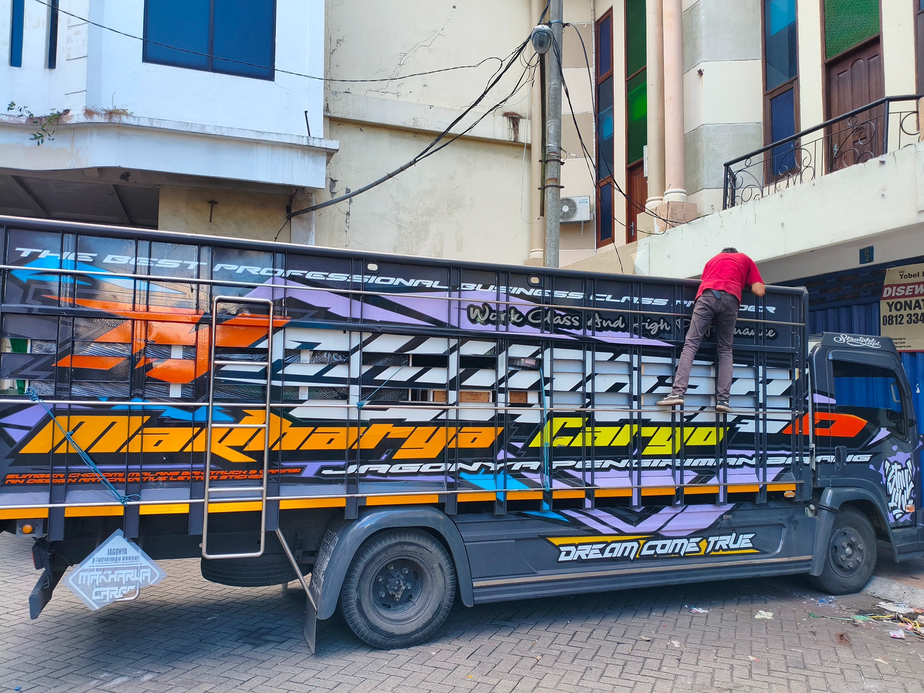 jasa pengiriman ke luwuk banggai via cargo laut