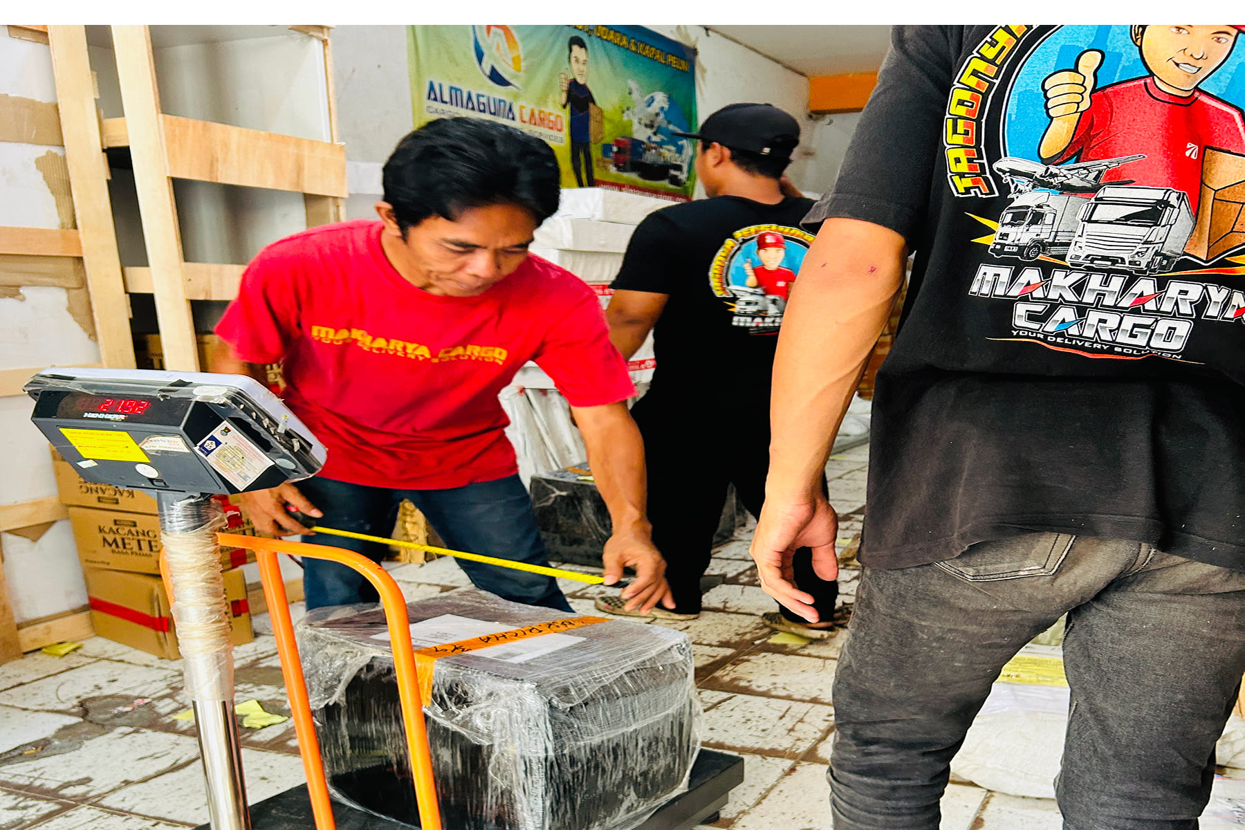 kirim alat berat ke morowali dengan layanan pengiriman cargo khusus