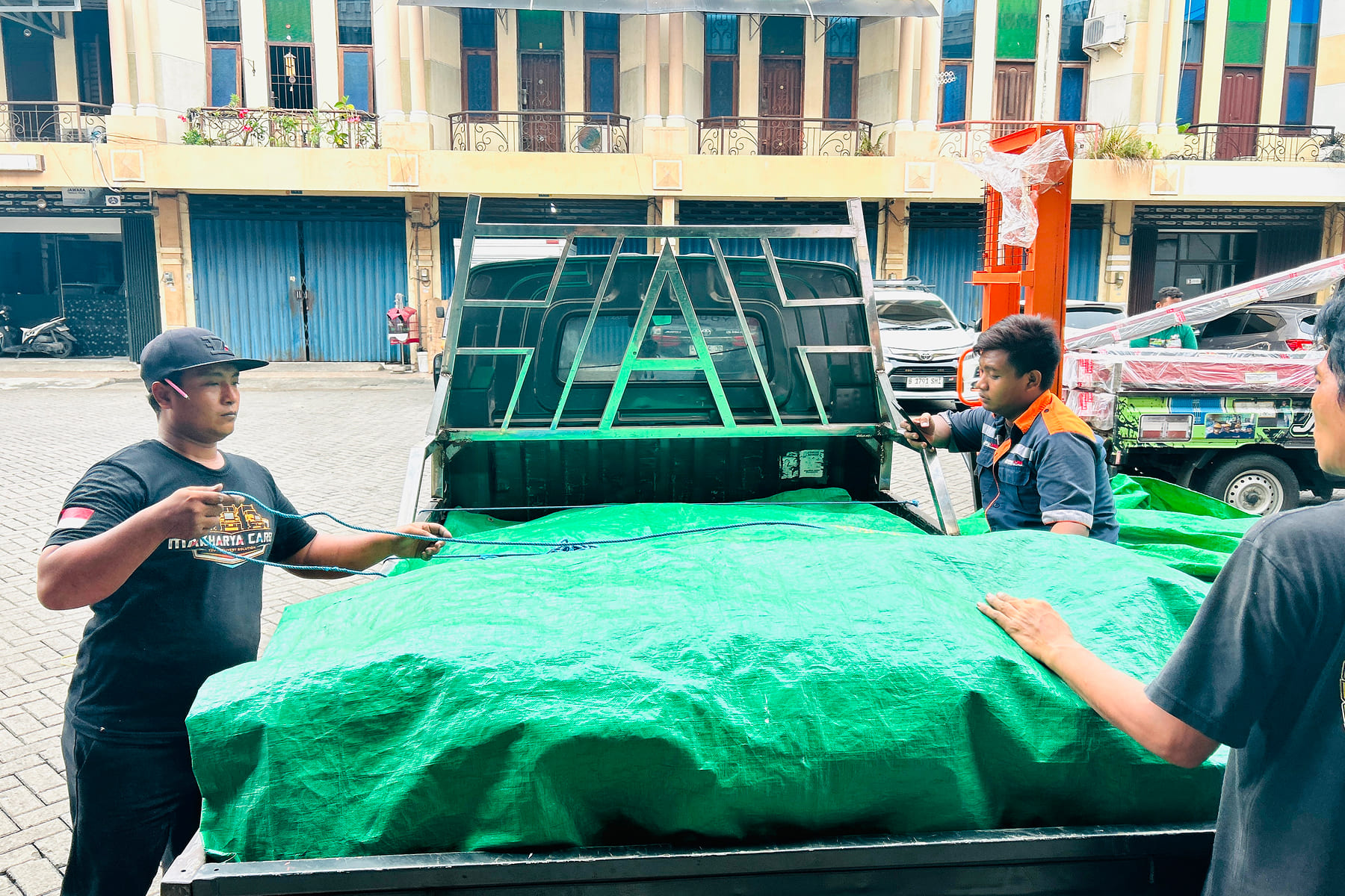 kirim motor mobil antar pulau menggunakan sistem pengiriman cargo