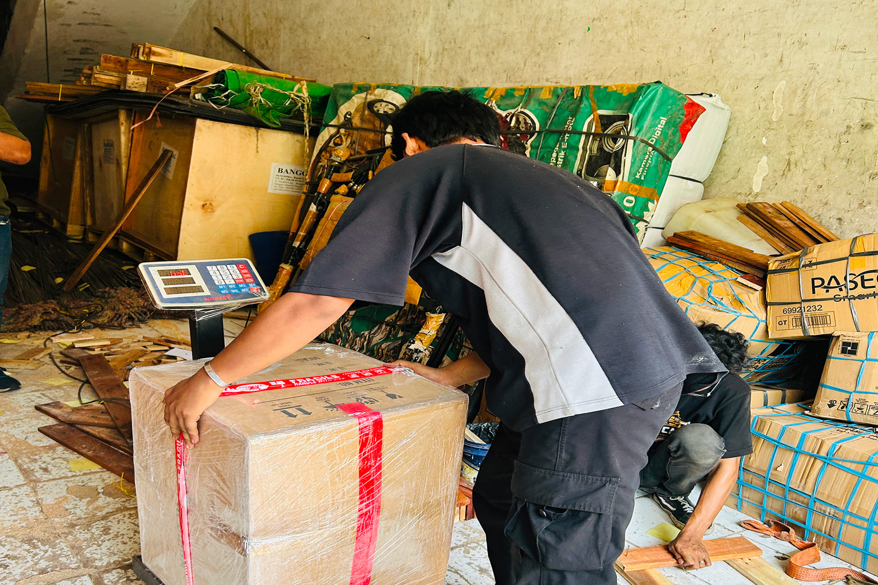 lama pengiriman cargo laut berdasarkan proses logistik dan jadwal kapal