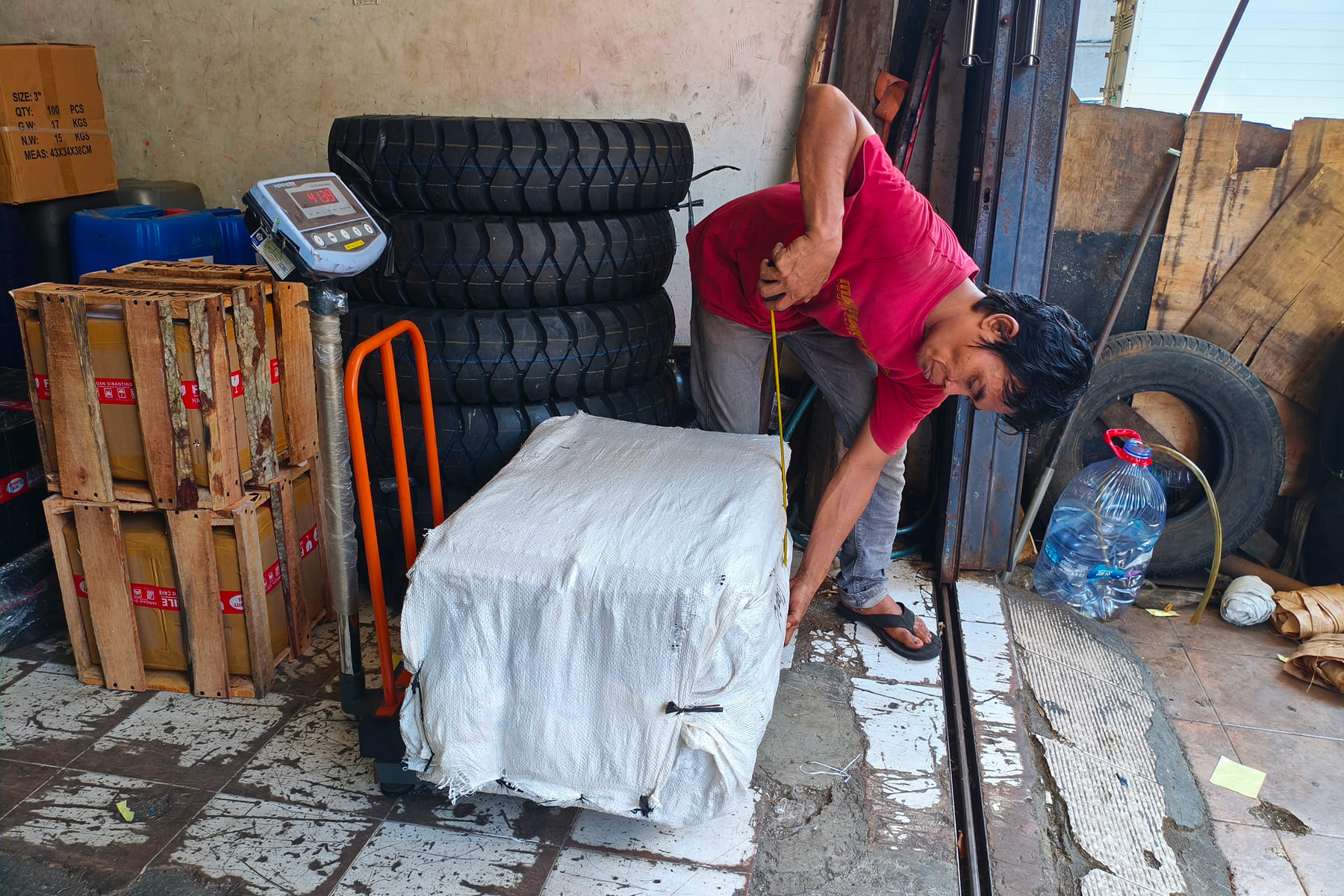 tracking cargo palopo untuk melacak posisi barang 