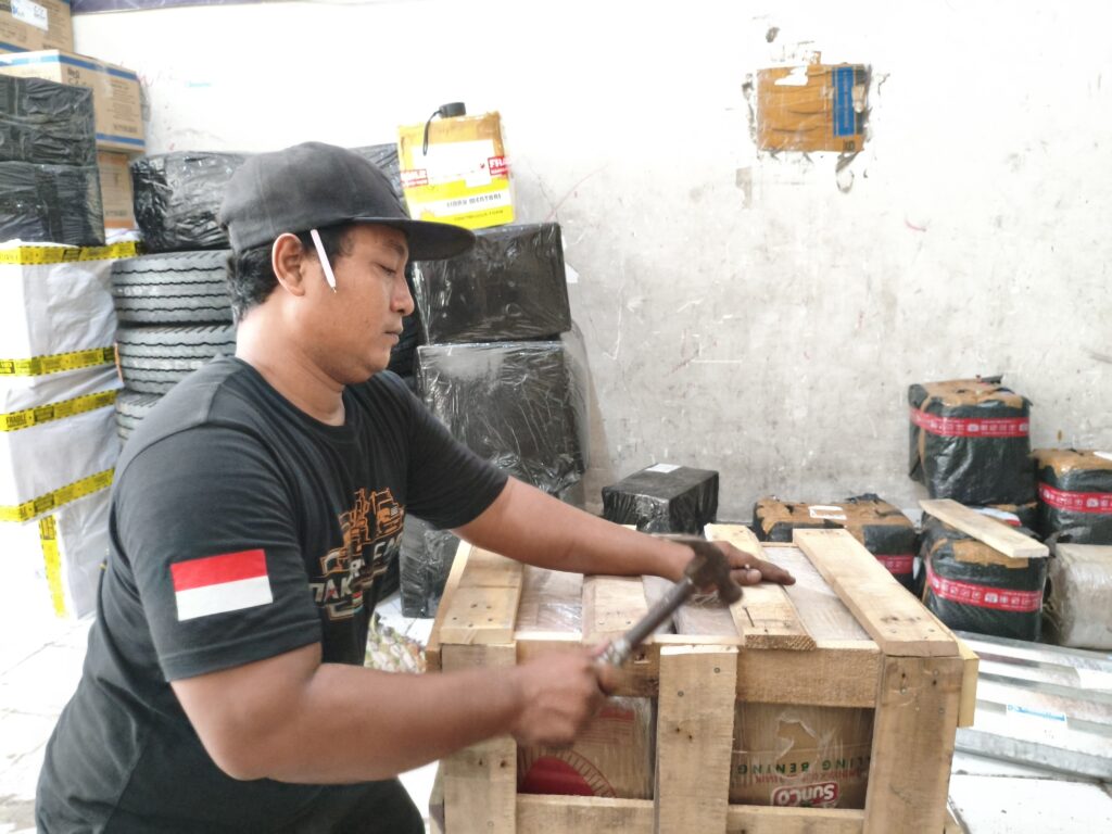 Kontak Ekspedisi Surabaya Ambon