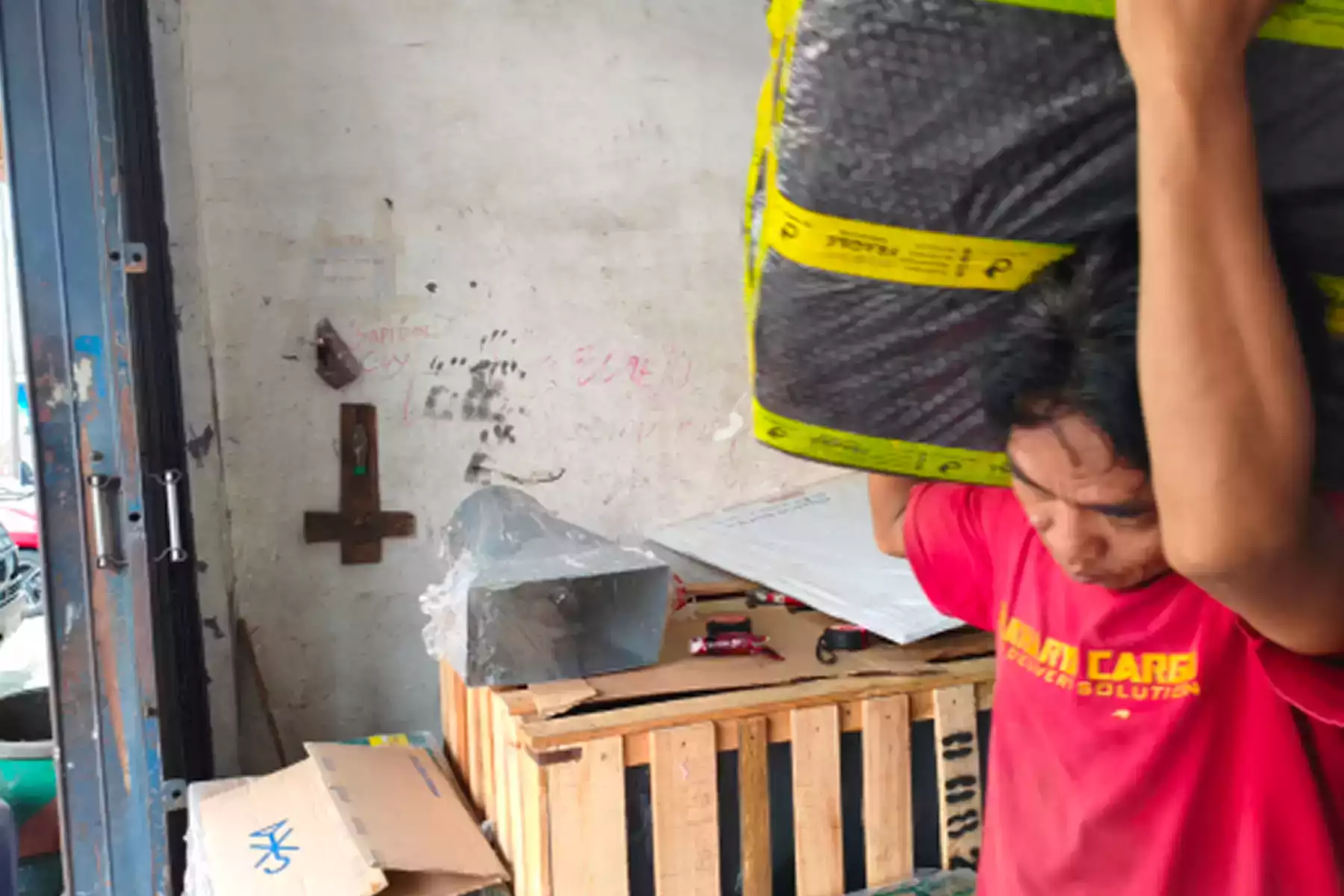 Cara Packing Barang Cairan ke Ambon