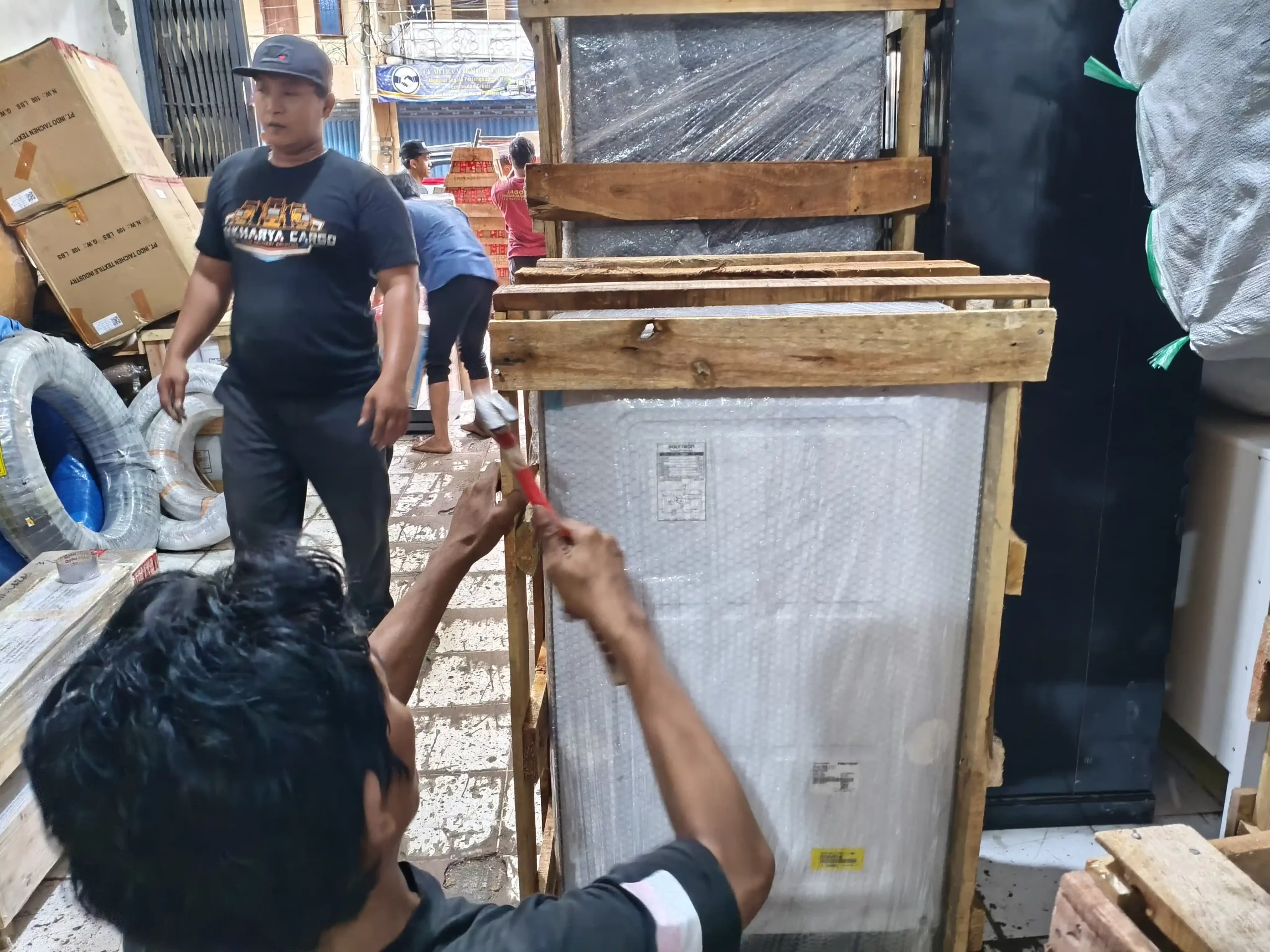 cara pengiriman alat berat ke ambon