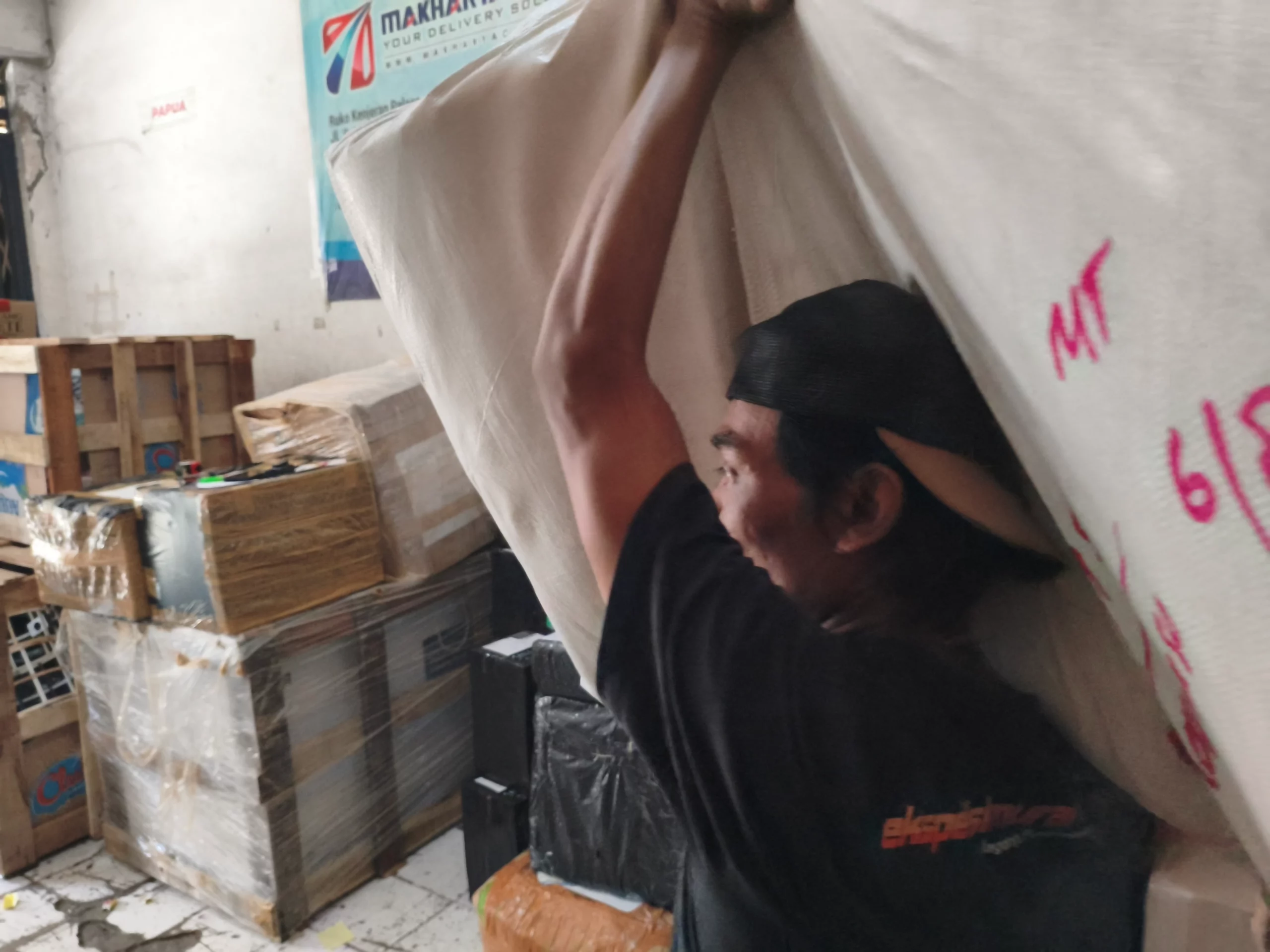 layanan cargo laut merauke untuk distribusi barang proyek dan retail