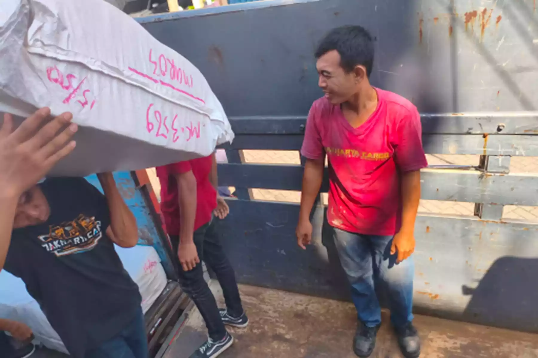 Hubungi Jasa Ekspedisi Balikpapan