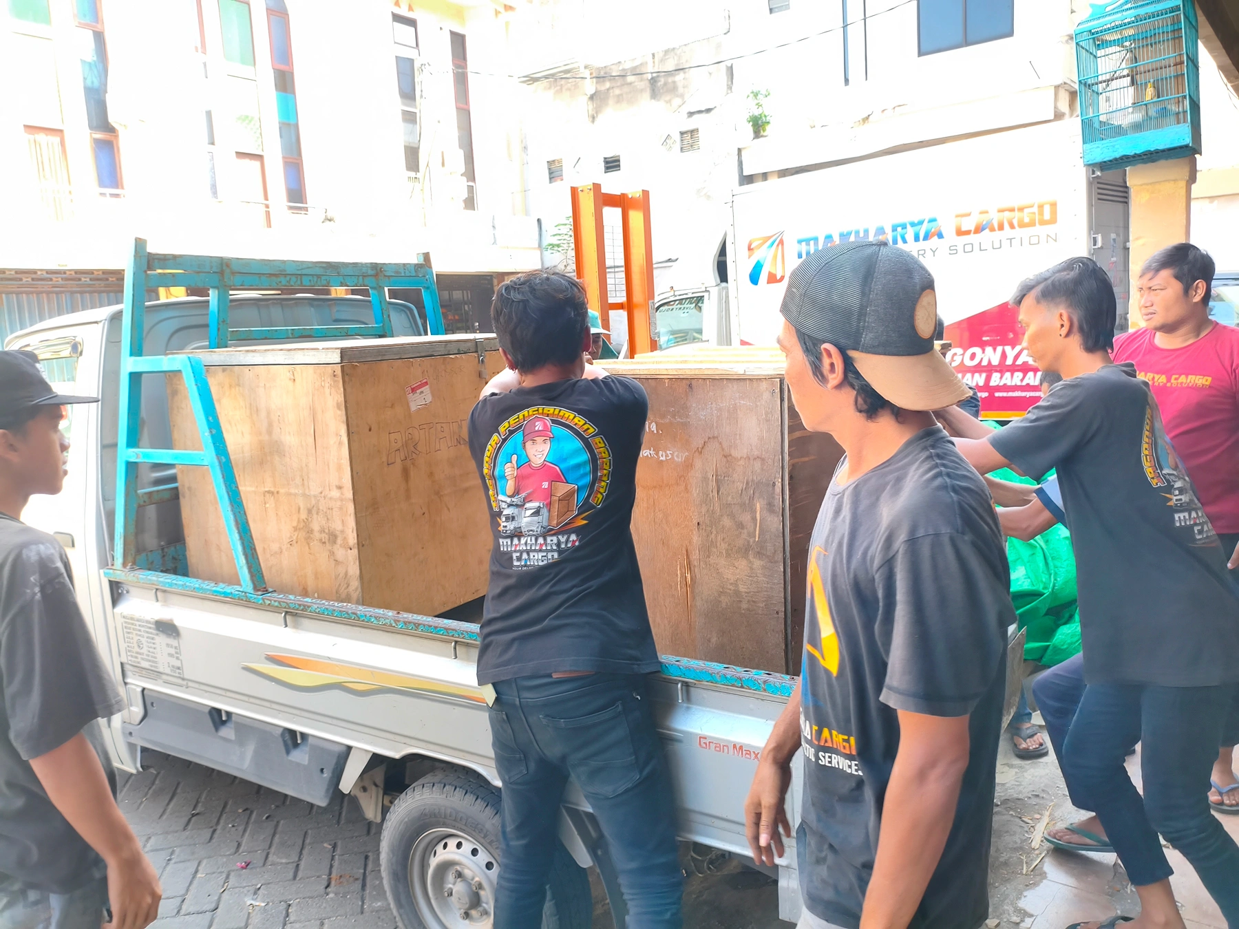 jasa jemput barang untuk pengiriman cargo ke merauke
