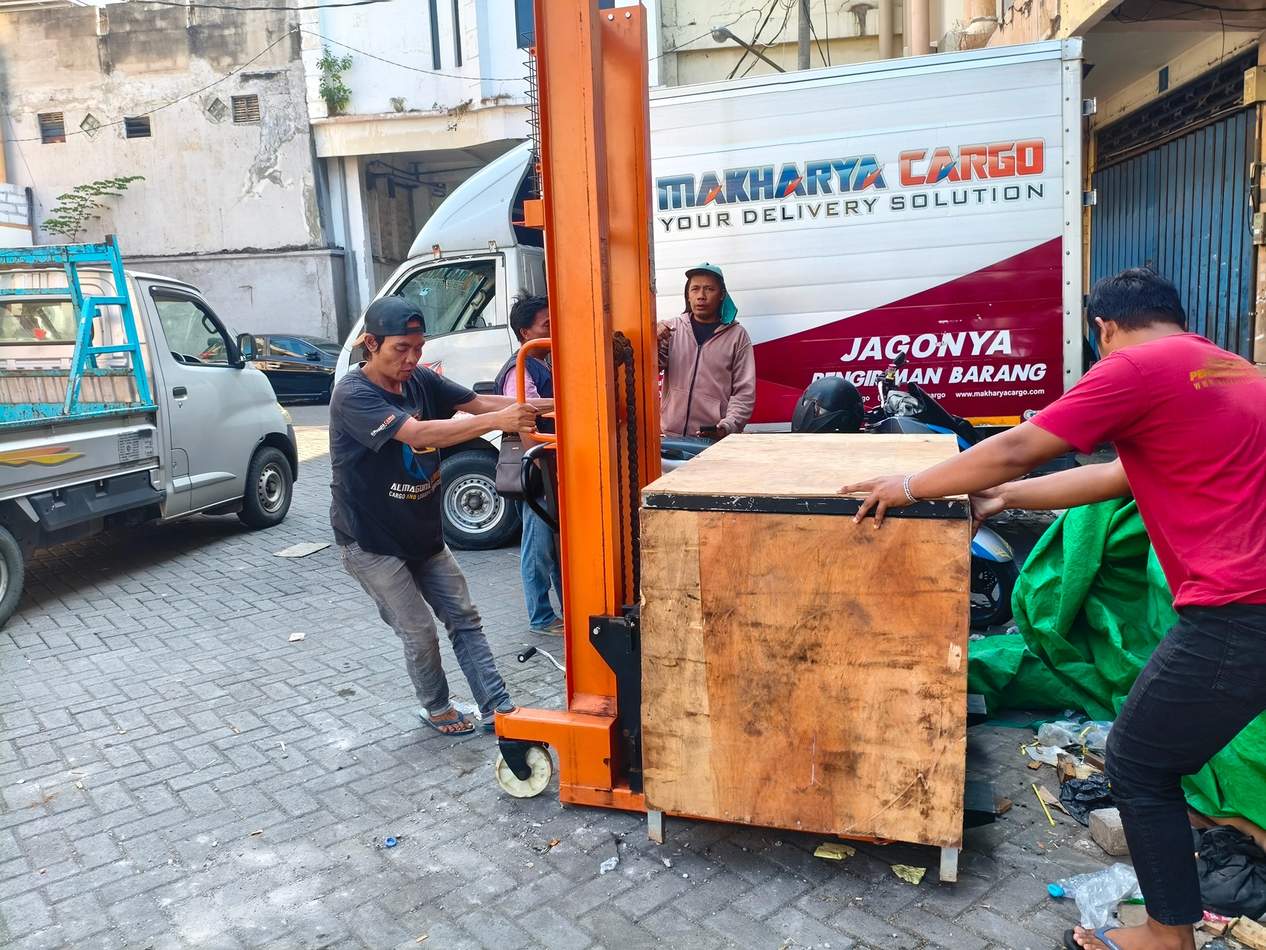 Minimum pengiriman cargo untuk barang volume besar