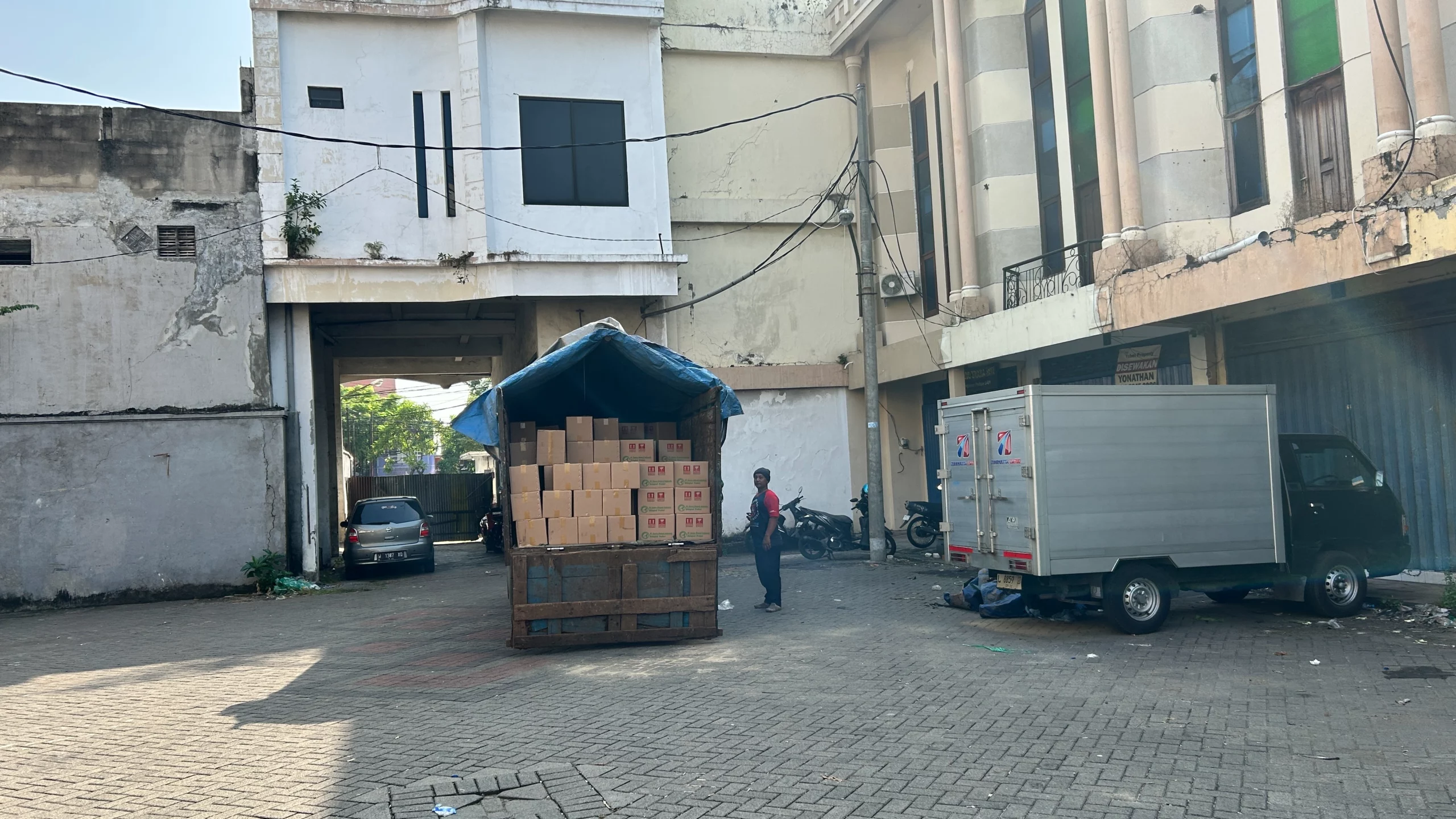pengiriman cargo papua dari Surabaya ke Timika untuk barang proyek dan retail