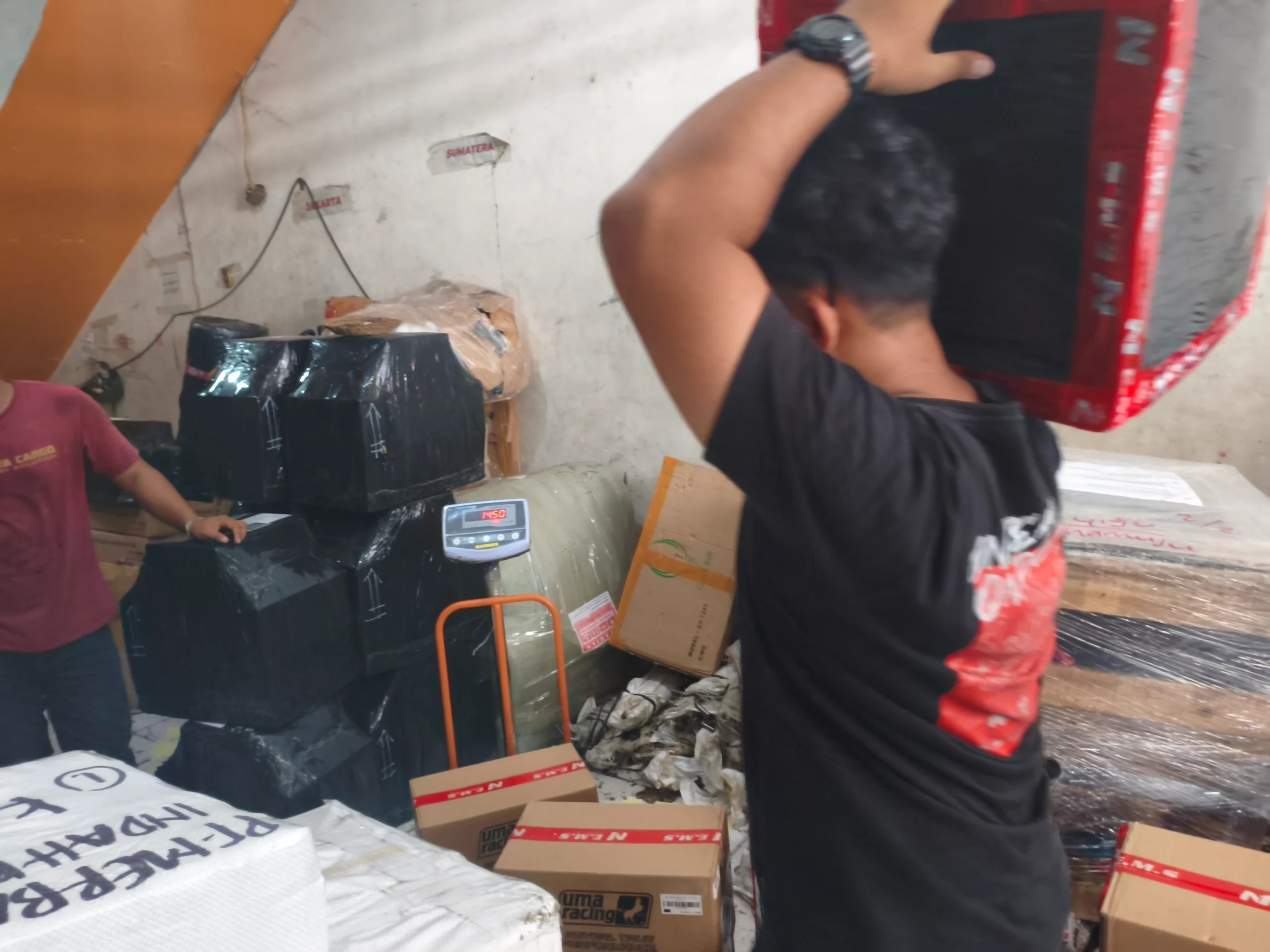 lama pengiriman surabaya tanjung selor