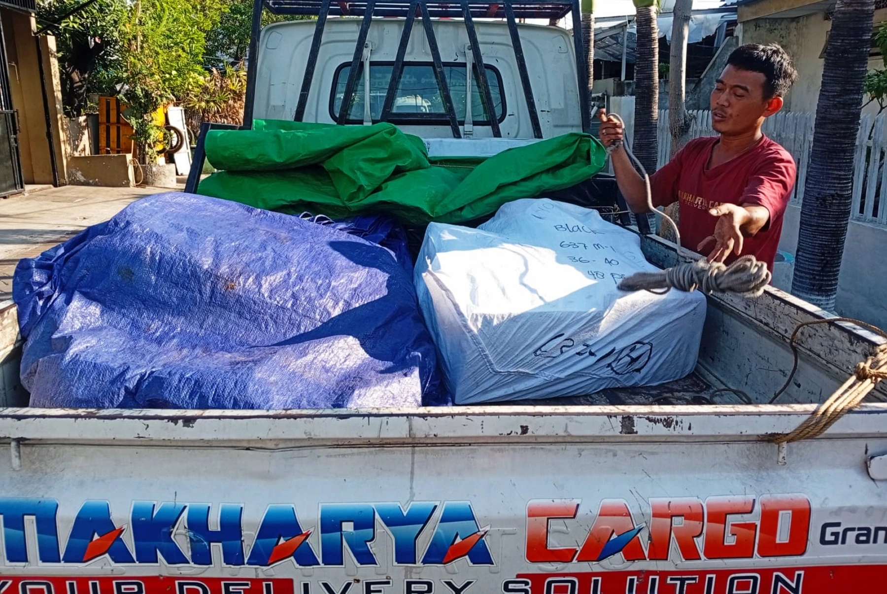 Pengiriman cargo Surabaya Bengalon untuk kebutuhan distribusi barang usaha dan proyek